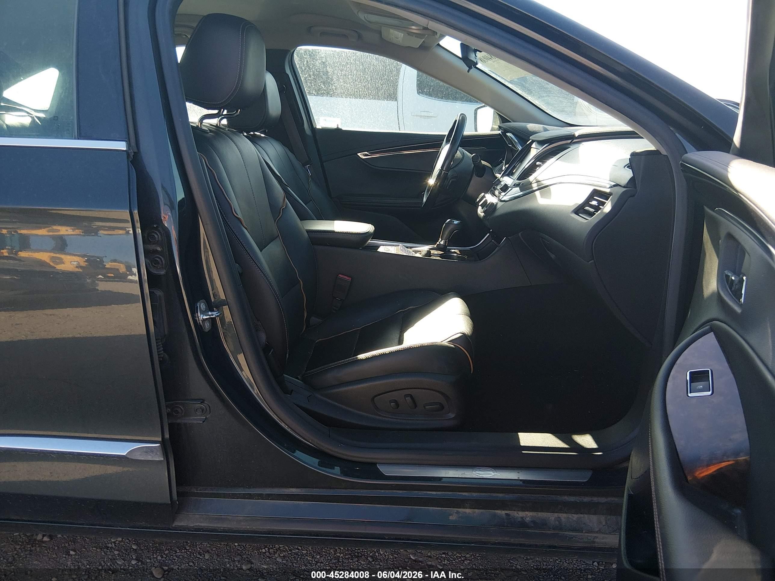 2015 Chevrolet Impala 2lz Серый vin: 2G1165S31F9264441