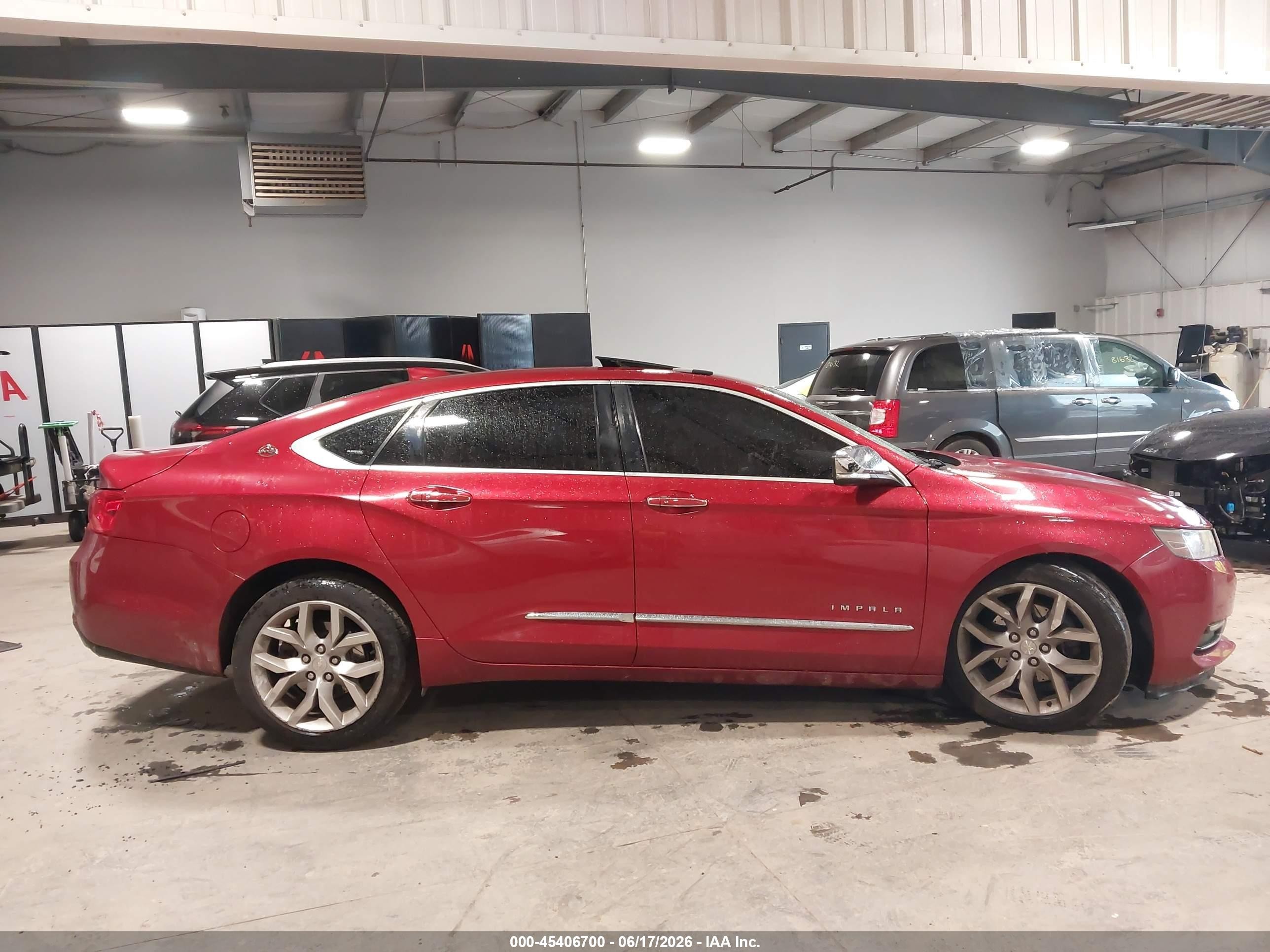 2015 Chevrolet Impala 2lz Red vin: 2G1165S32F9117867
