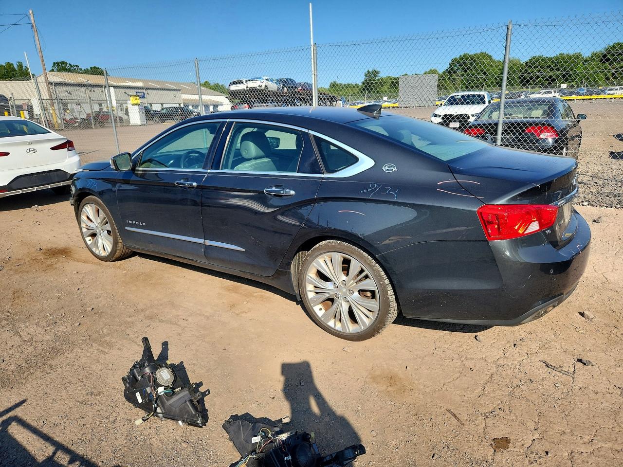2015 Chevrolet Impala Ltz Gray vin: 2G1165S35F9294378