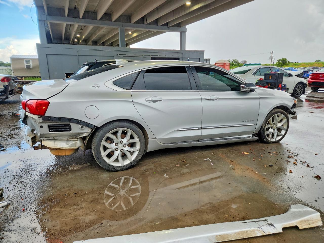 2015 Chevrolet Impala Ltz Silver vin: 2G1165S38F9104850