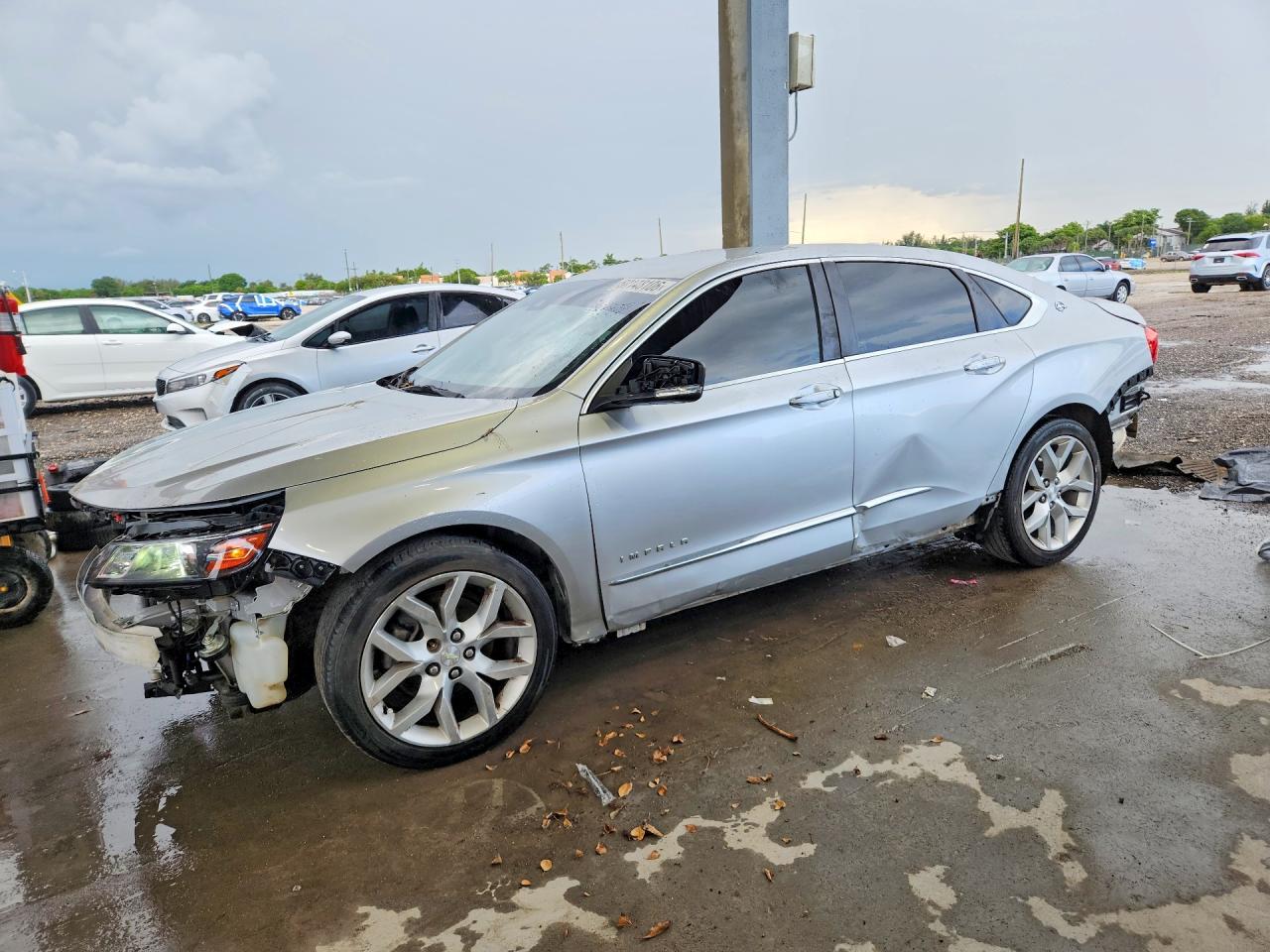 2015 Chevrolet Impala Ltz Серебряный vin: 2G1165S38F9104850