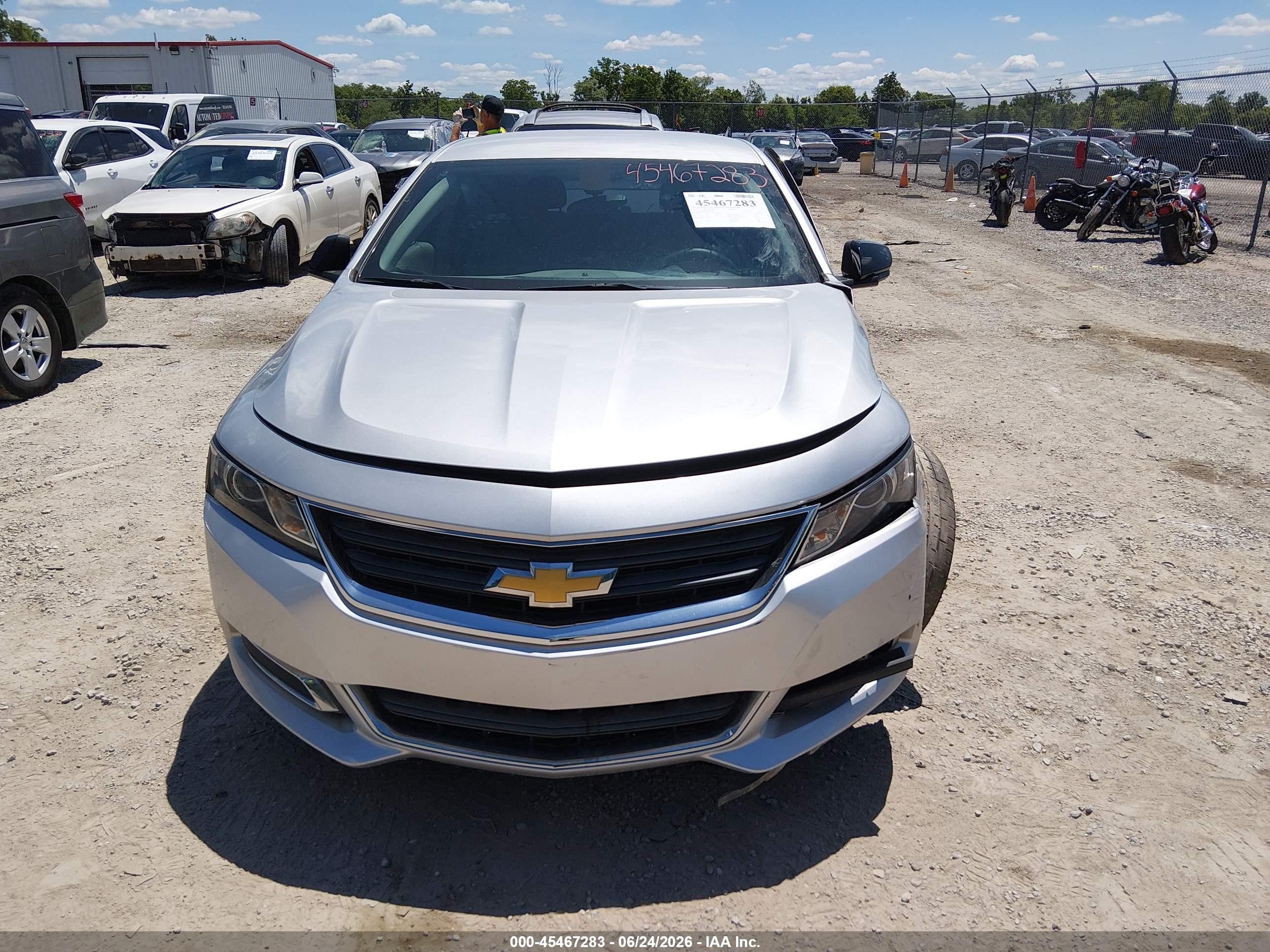 2017 Chevrolet Impala Ls Silver vin: 2G11Z5SA8H9147867