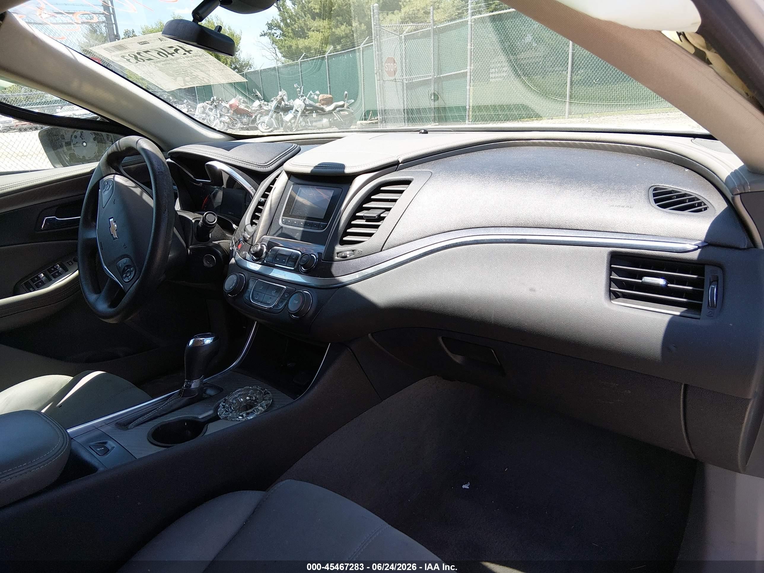 2017 Chevrolet Impala Ls Silver vin: 2G11Z5SA8H9147867