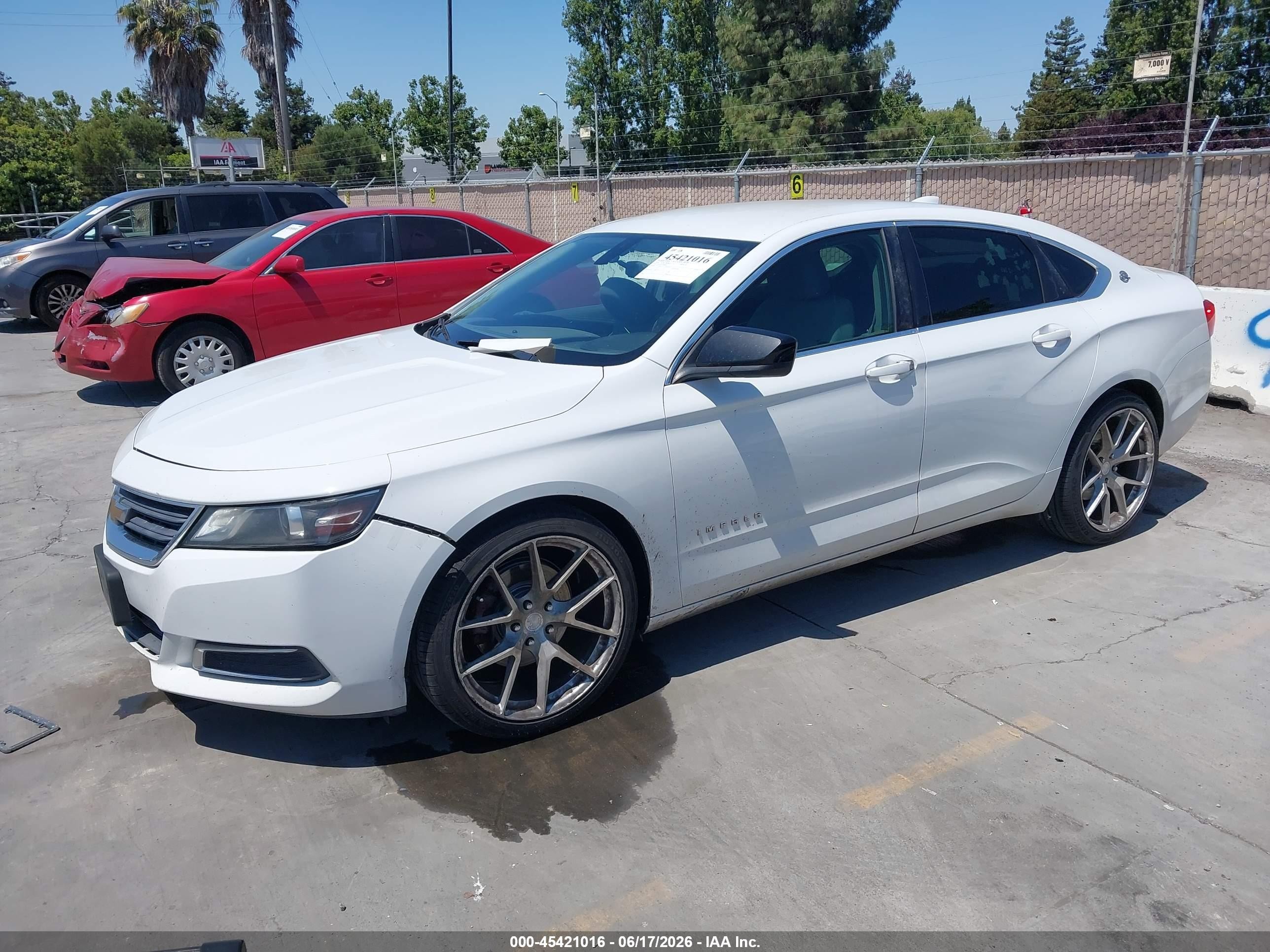 2015 Chevrolet Impala Ls Белый vin: 2G11Z5SL3F9188017
