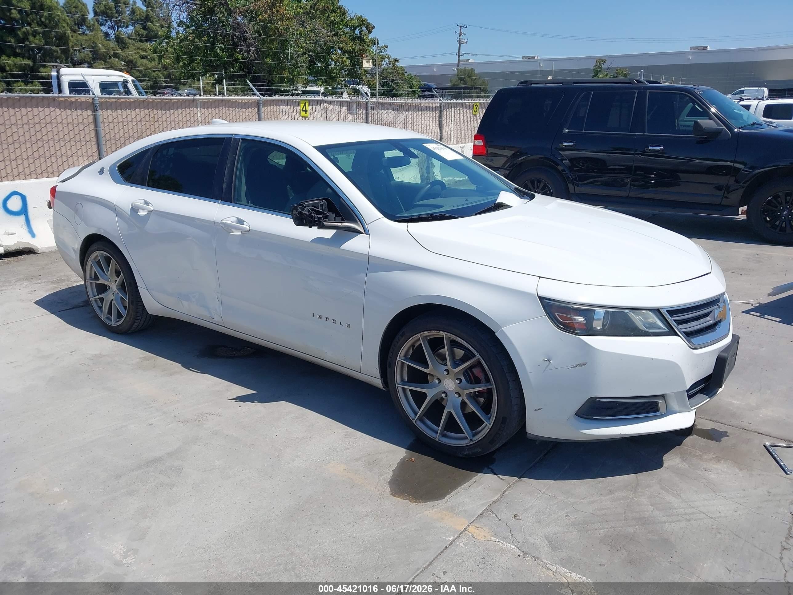 2015 Chevrolet Impala Ls Белый vin: 2G11Z5SL3F9188017