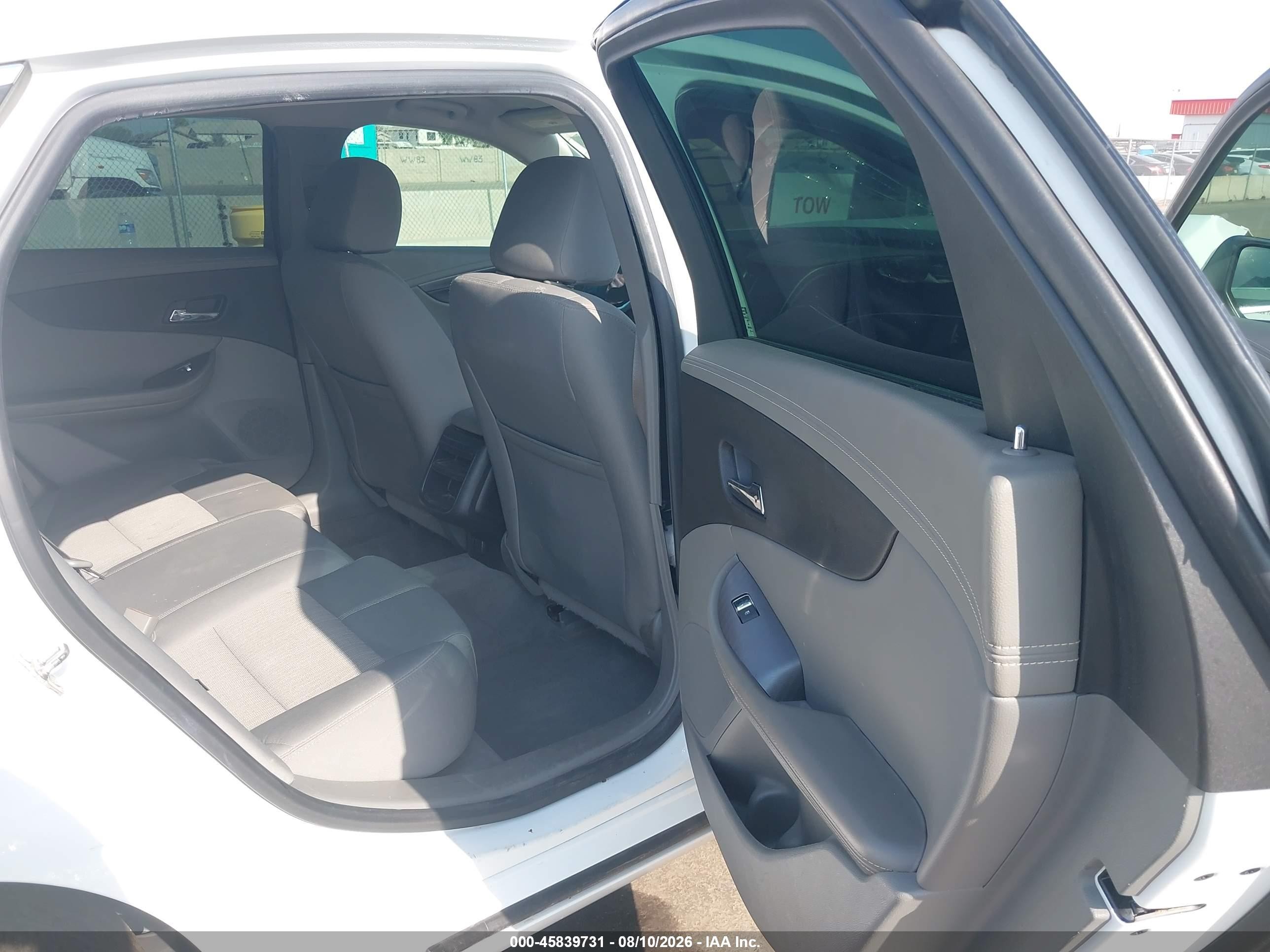 2015 Chevrolet Impala Ls White vin: 2G11Z5SL6F9246007