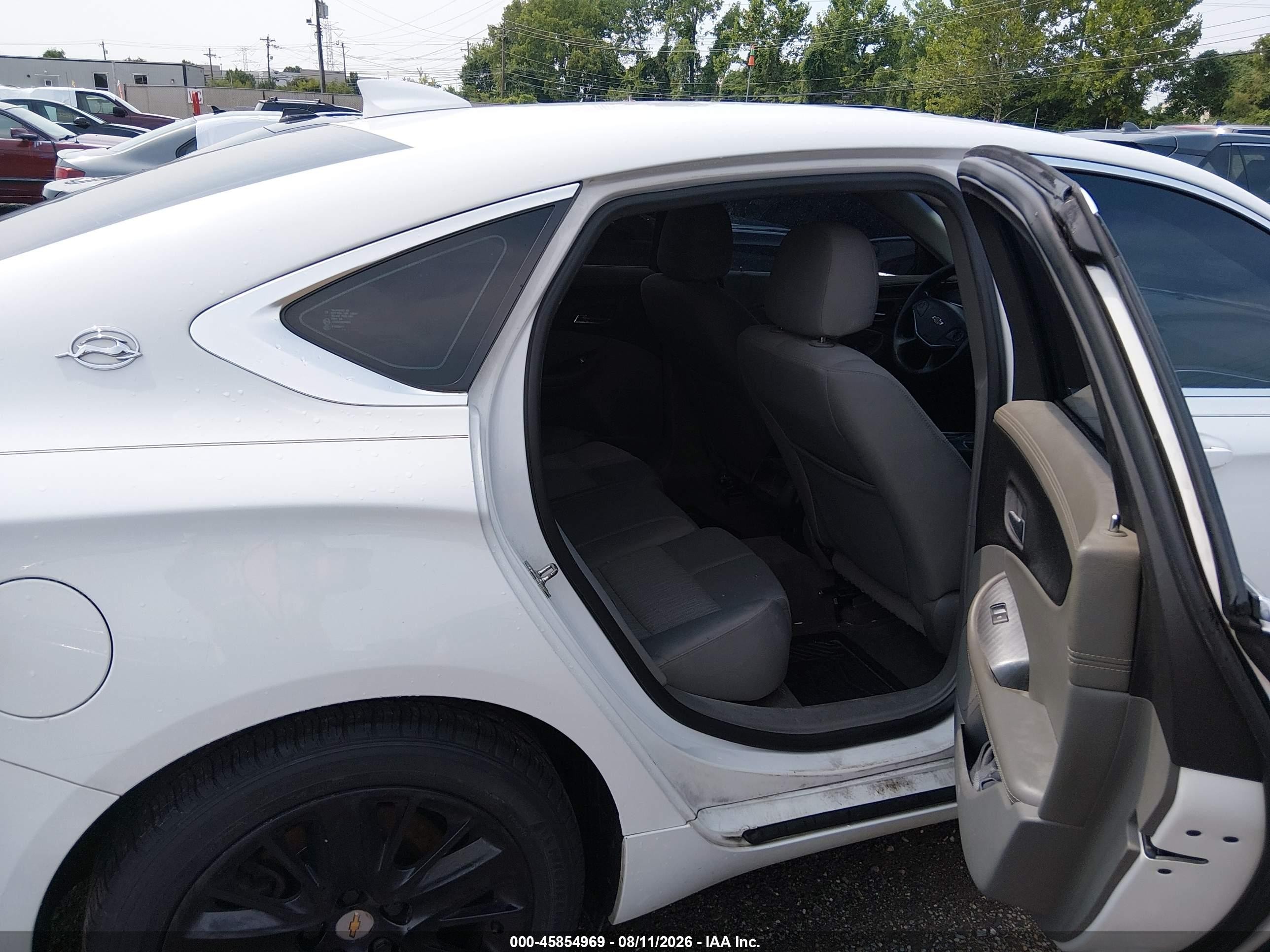2015 Chevrolet Impala Ls Белый vin: 2G11Z5SL7F9133201