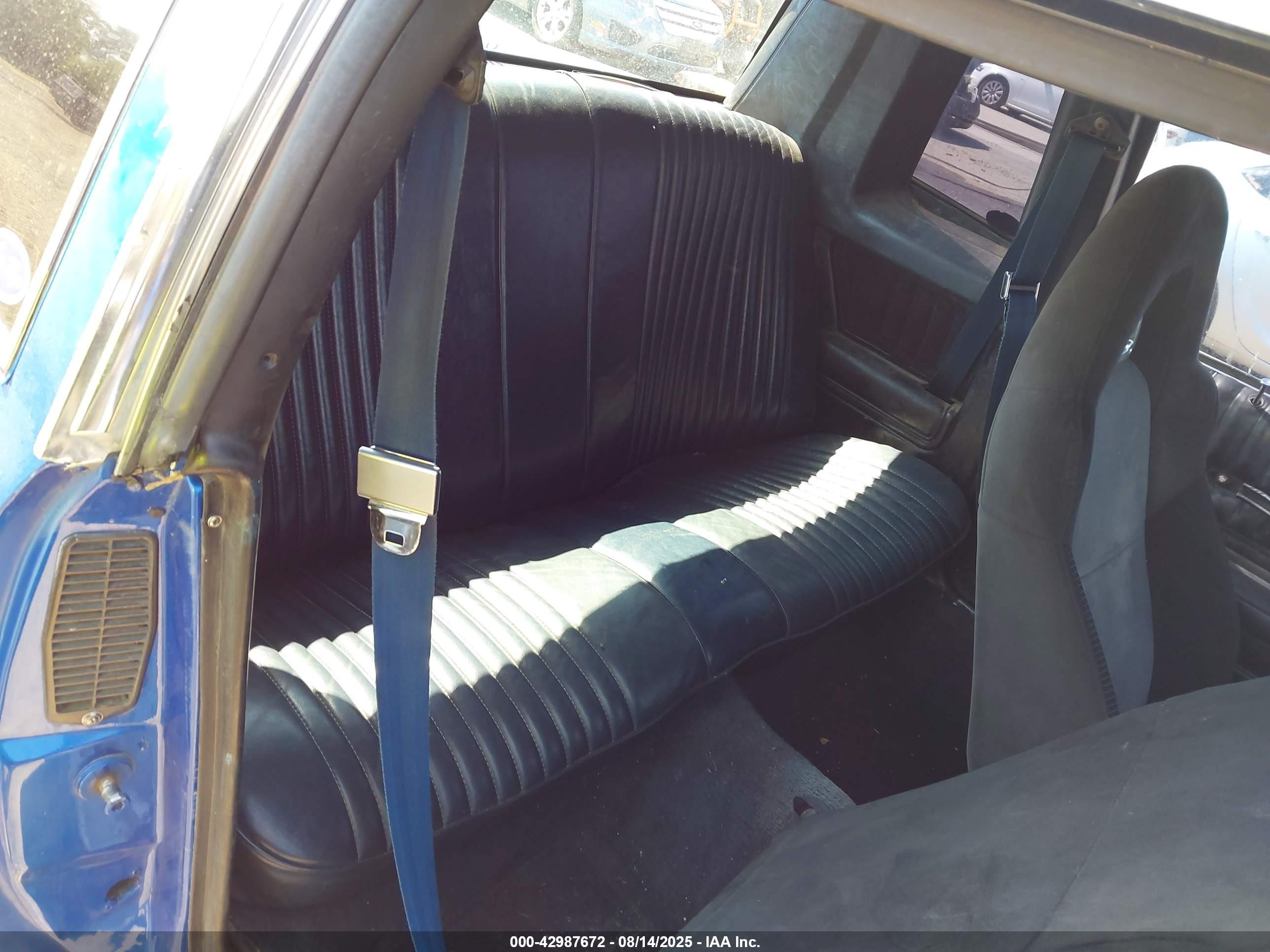 1981 Chevrolet Monte Carlo   Blue vin: 2G1AZ37J8B1451493