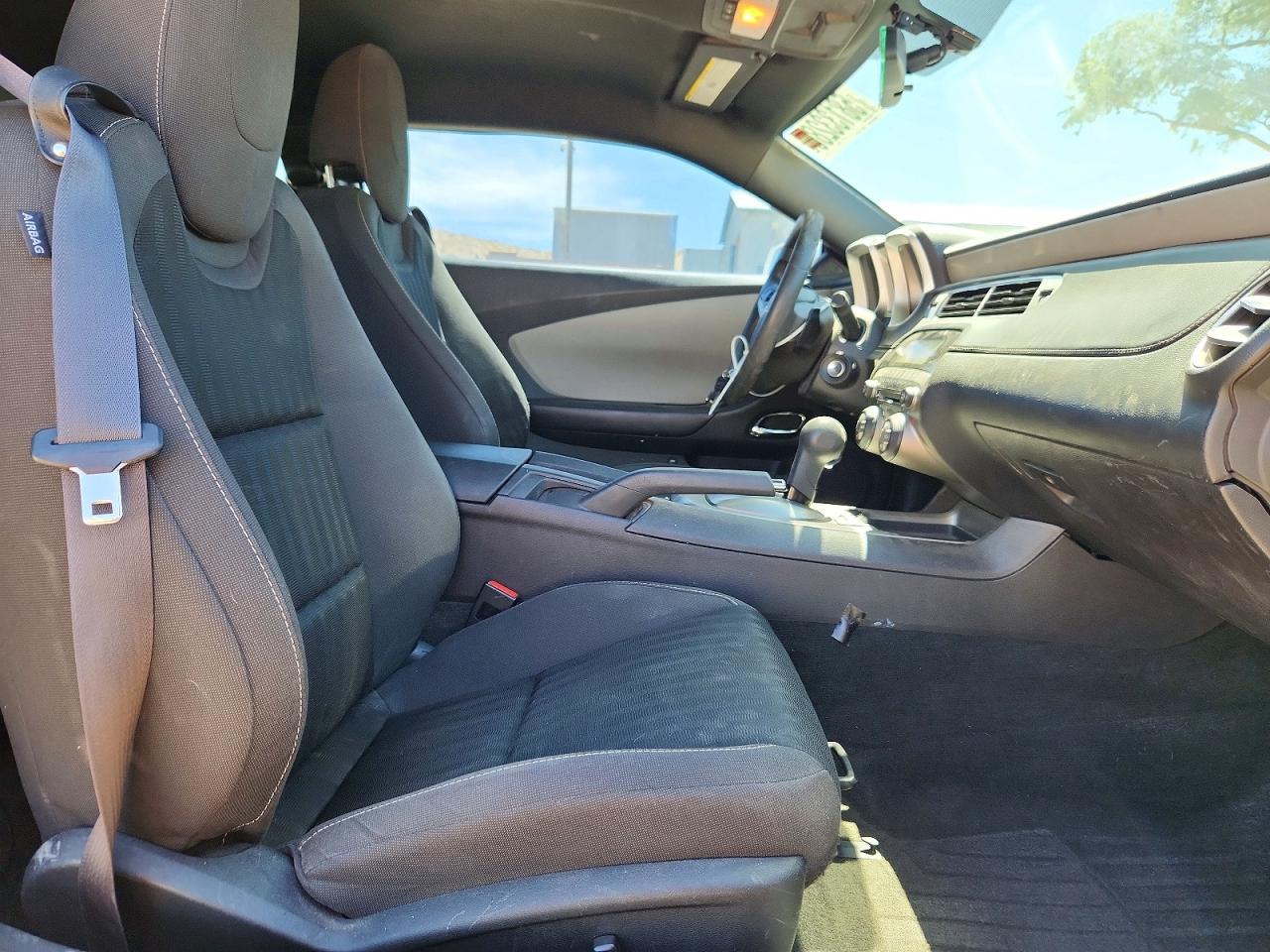 2013 Chevrolet Camaro Ls White vin: 2G1FA1E33D9237067