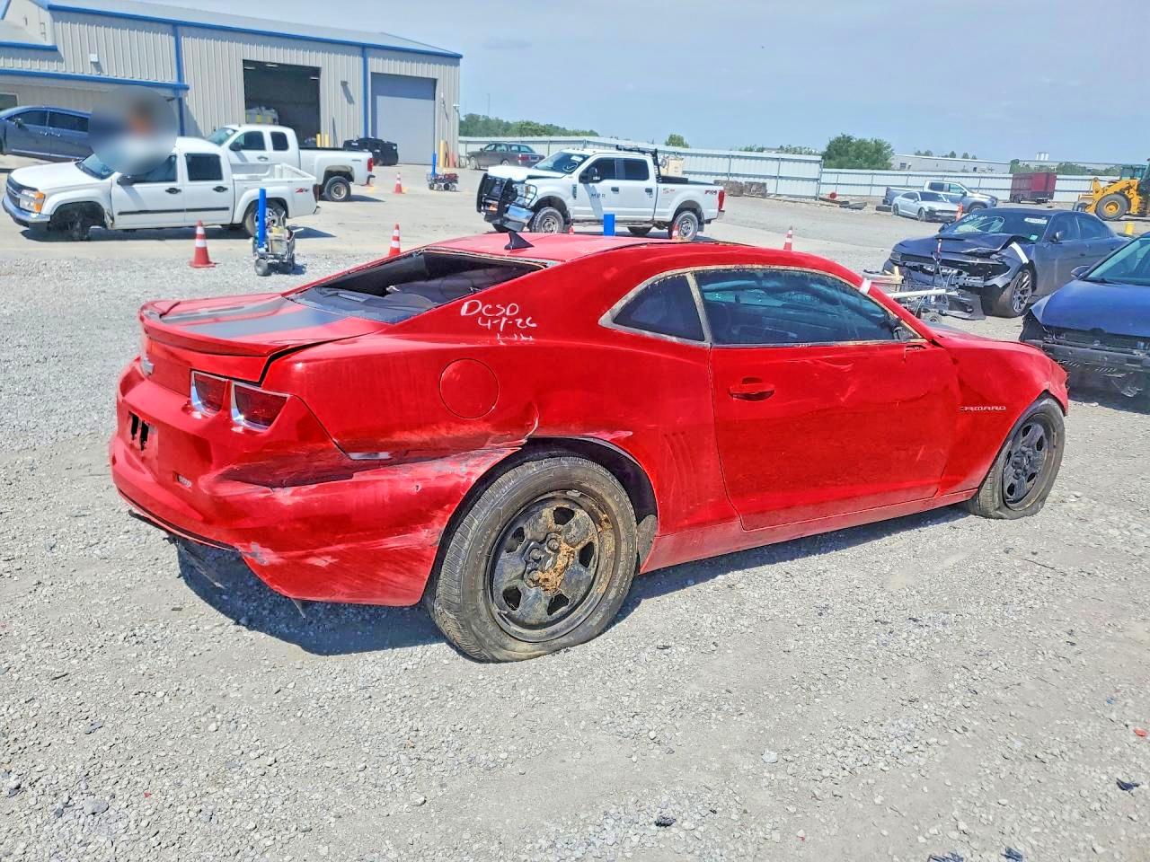 2013 Chevrolet Camaro Ls Red vin: 2G1FA1E34D9106519
