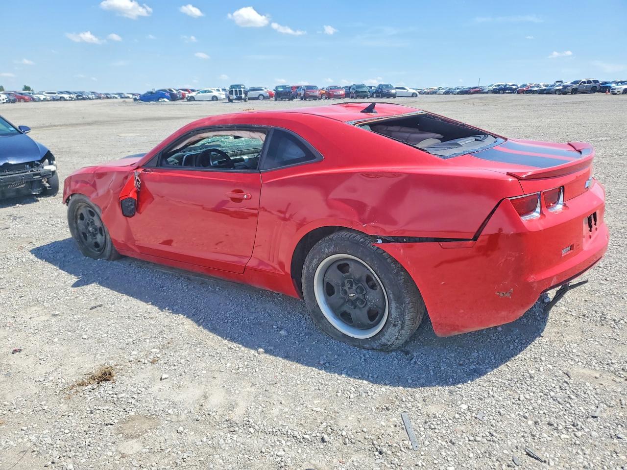 2013 Chevrolet Camaro Ls Red vin: 2G1FA1E34D9106519