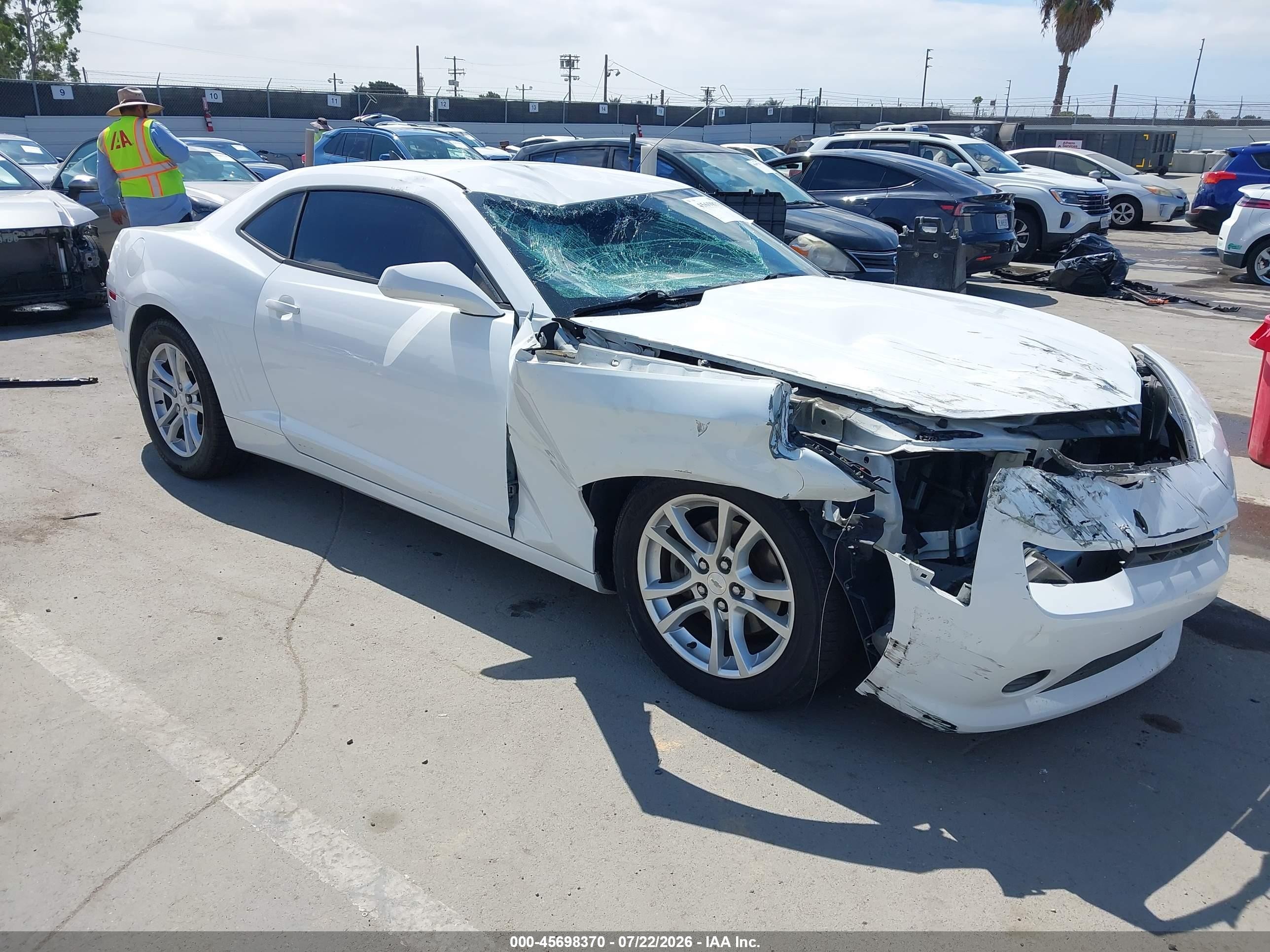 2015 Chevrolet Camaro 1ls Белый vin: 2G1FA1E34F9149289