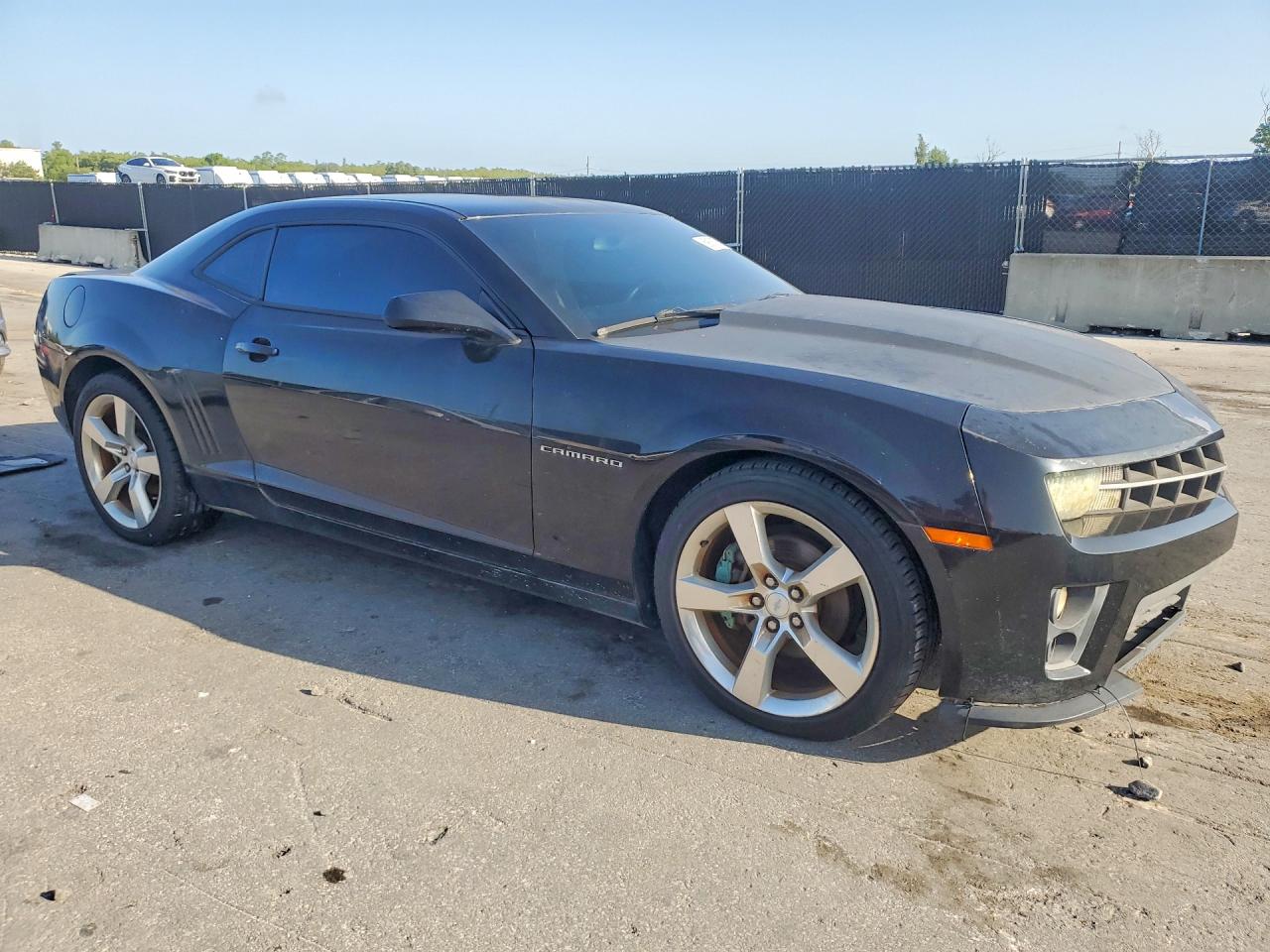 2013 Chevrolet Camaro Ls Black vin: 2G1FA1E35D9144180