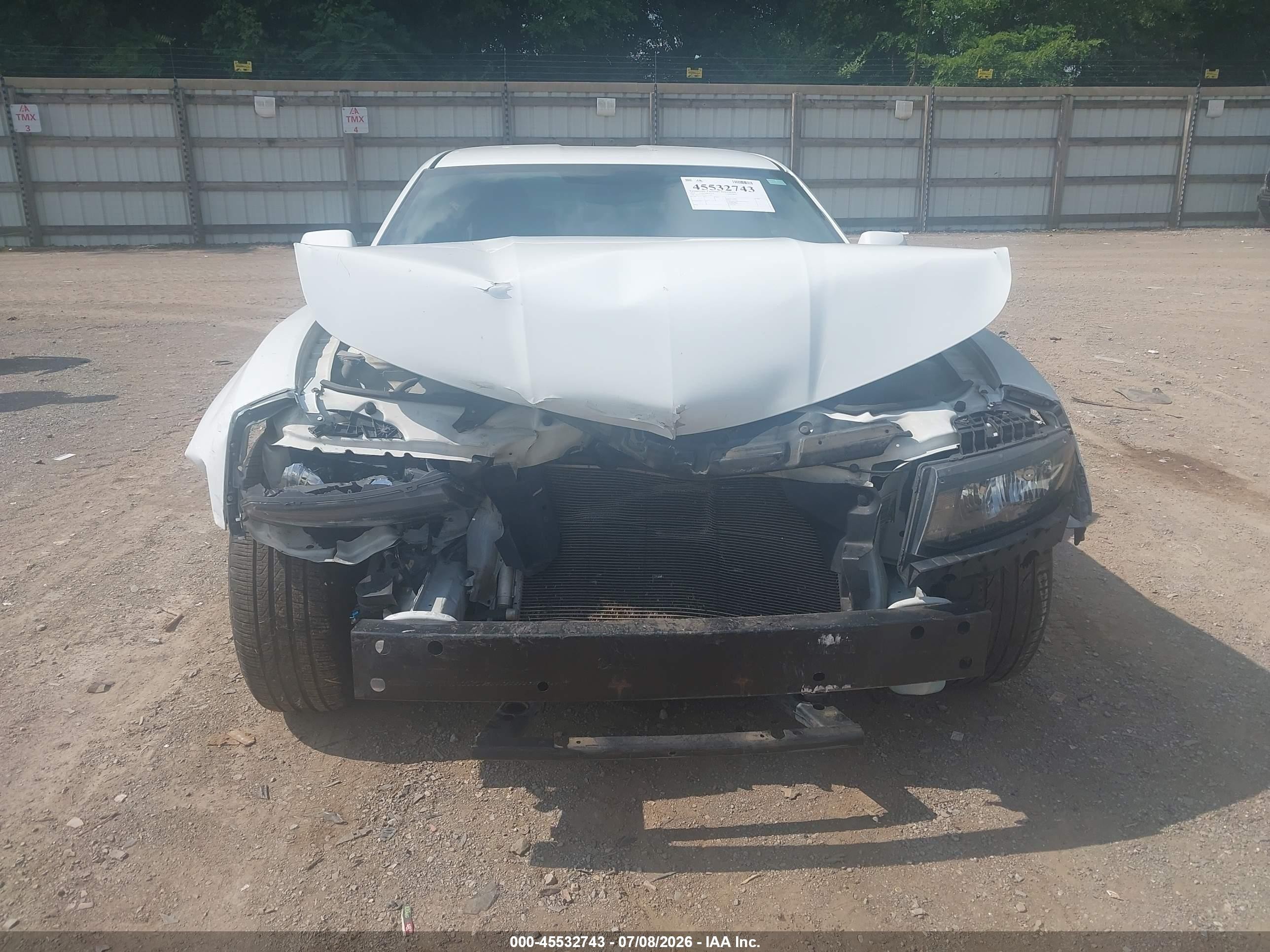 2015 Chevrolet Camaro 1ls White vin: 2G1FA1E35F9151309