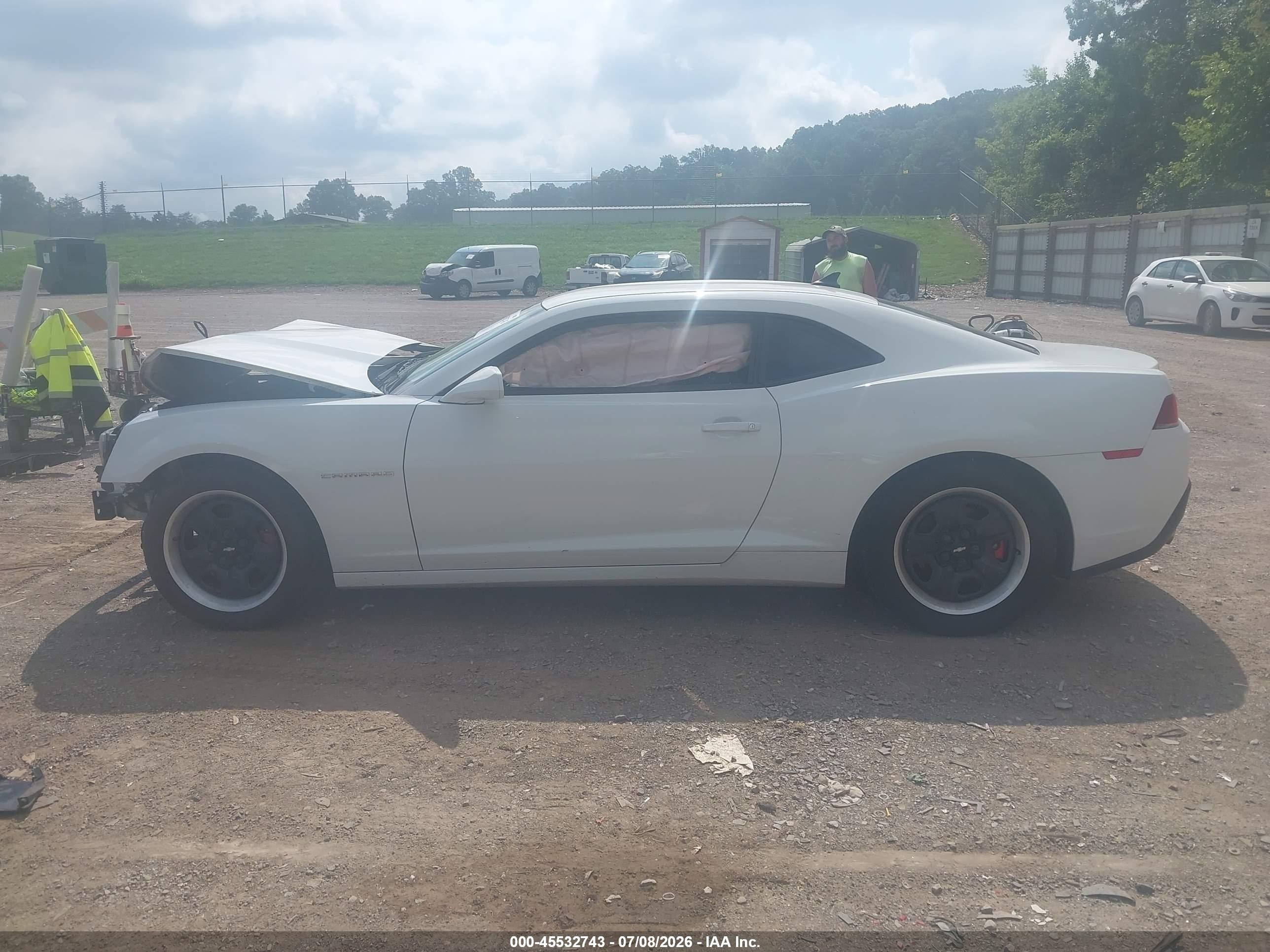 2015 Chevrolet Camaro 1ls White vin: 2G1FA1E35F9151309