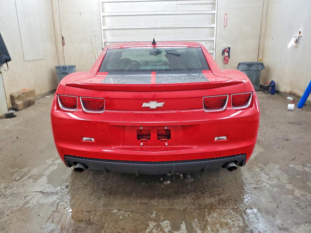 2012 Chevrolet Camaro Ls Red vin: 2G1FA1E36C9102390