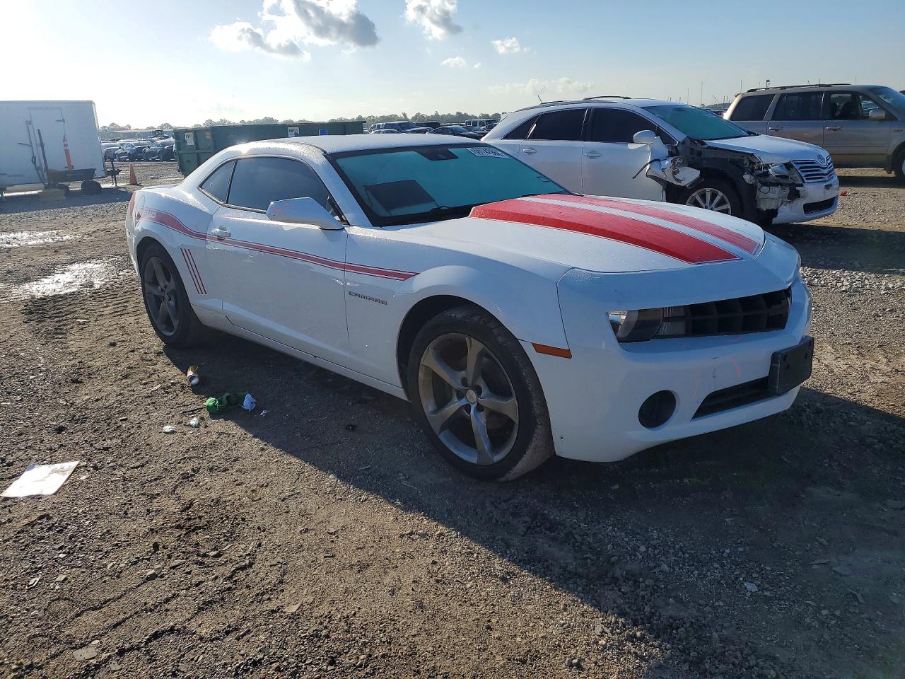 2012 Chevrolet Camaro Ls White vin: 2G1FA1E37C9164347