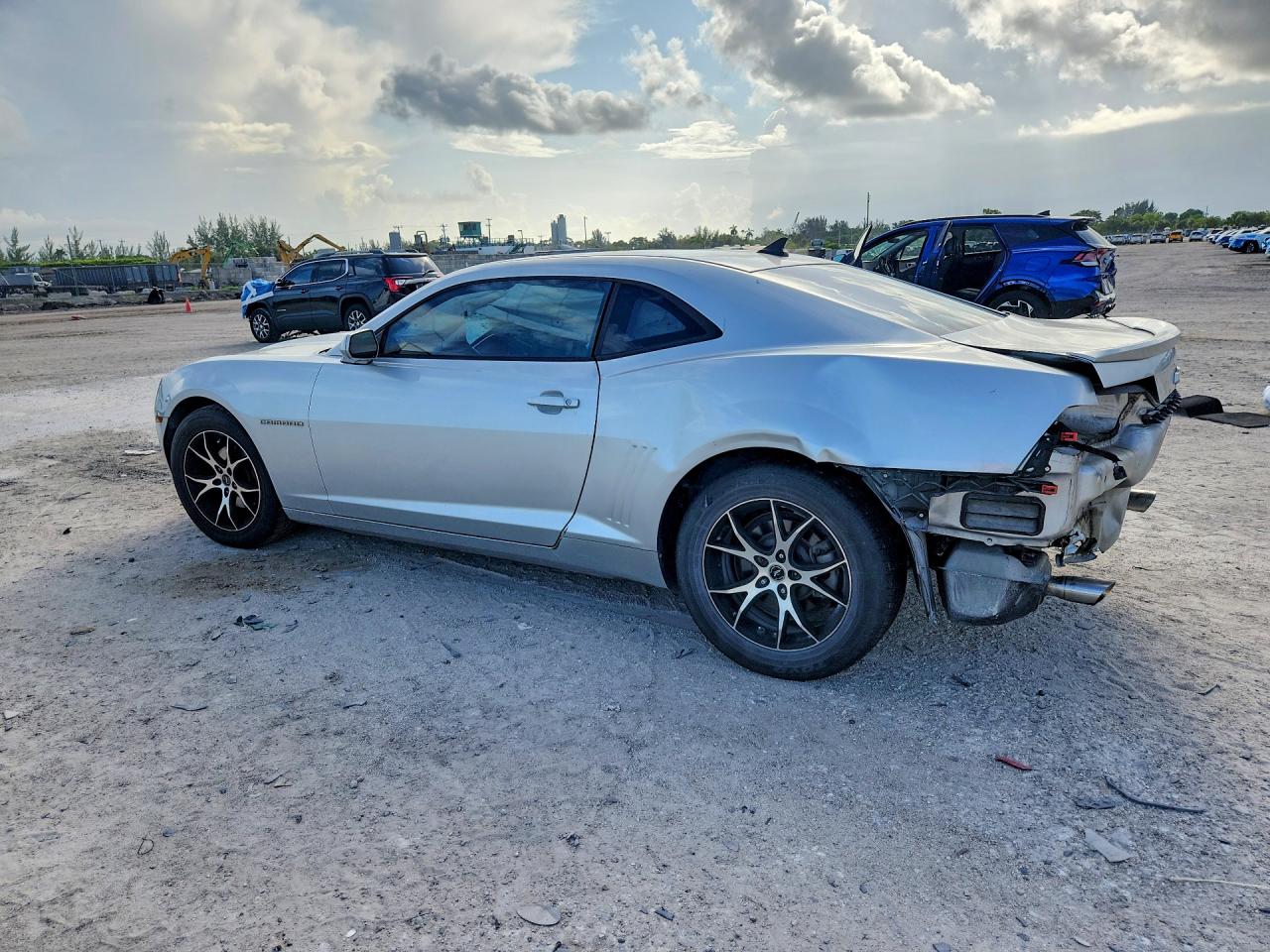 2013 Chevrolet Camaro Ls Silver vin: 2G1FA1E37D9121208