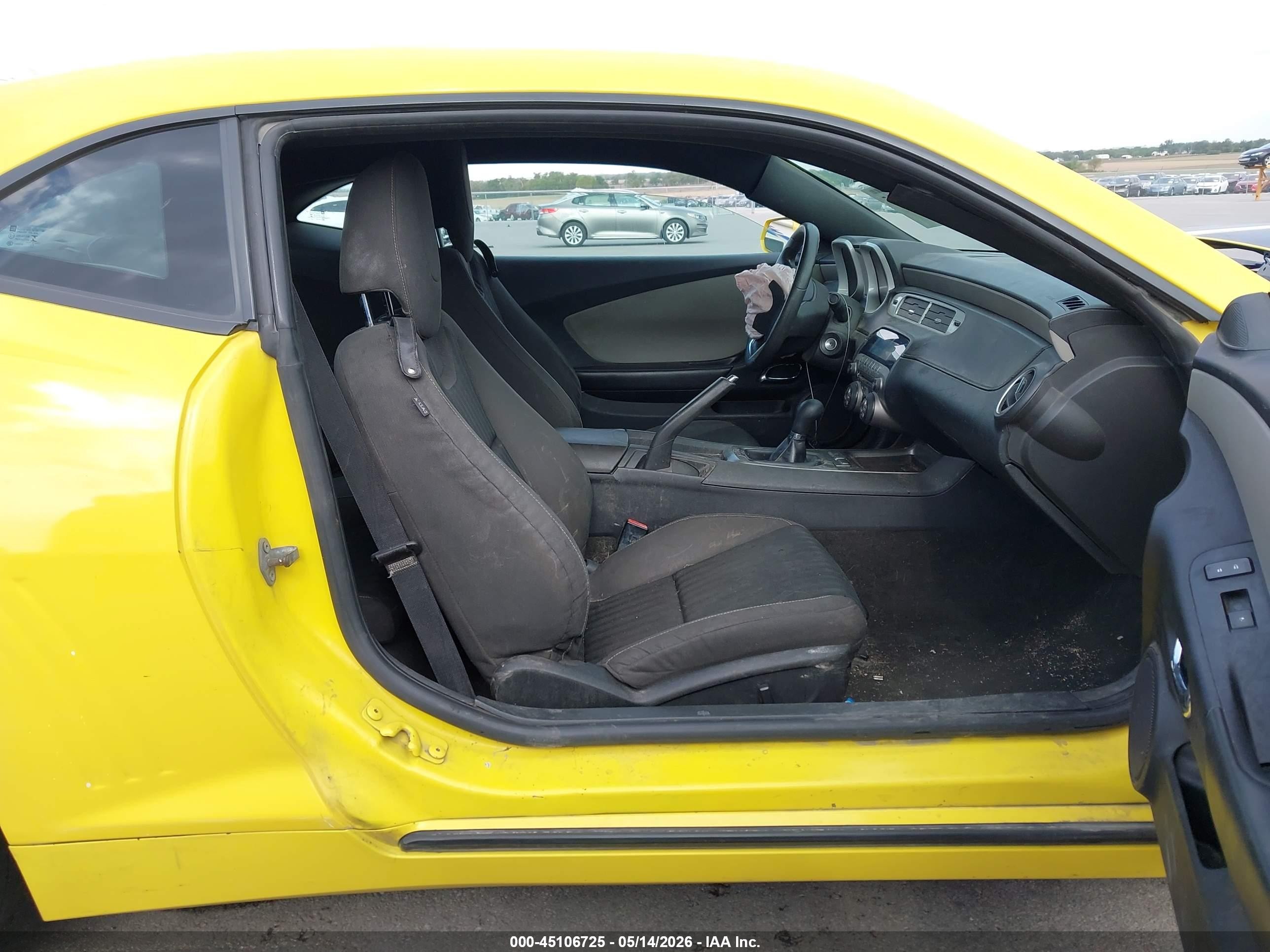 2015 Chevrolet Camaro 1ls Yellow vin: 2G1FA1E37F9114729