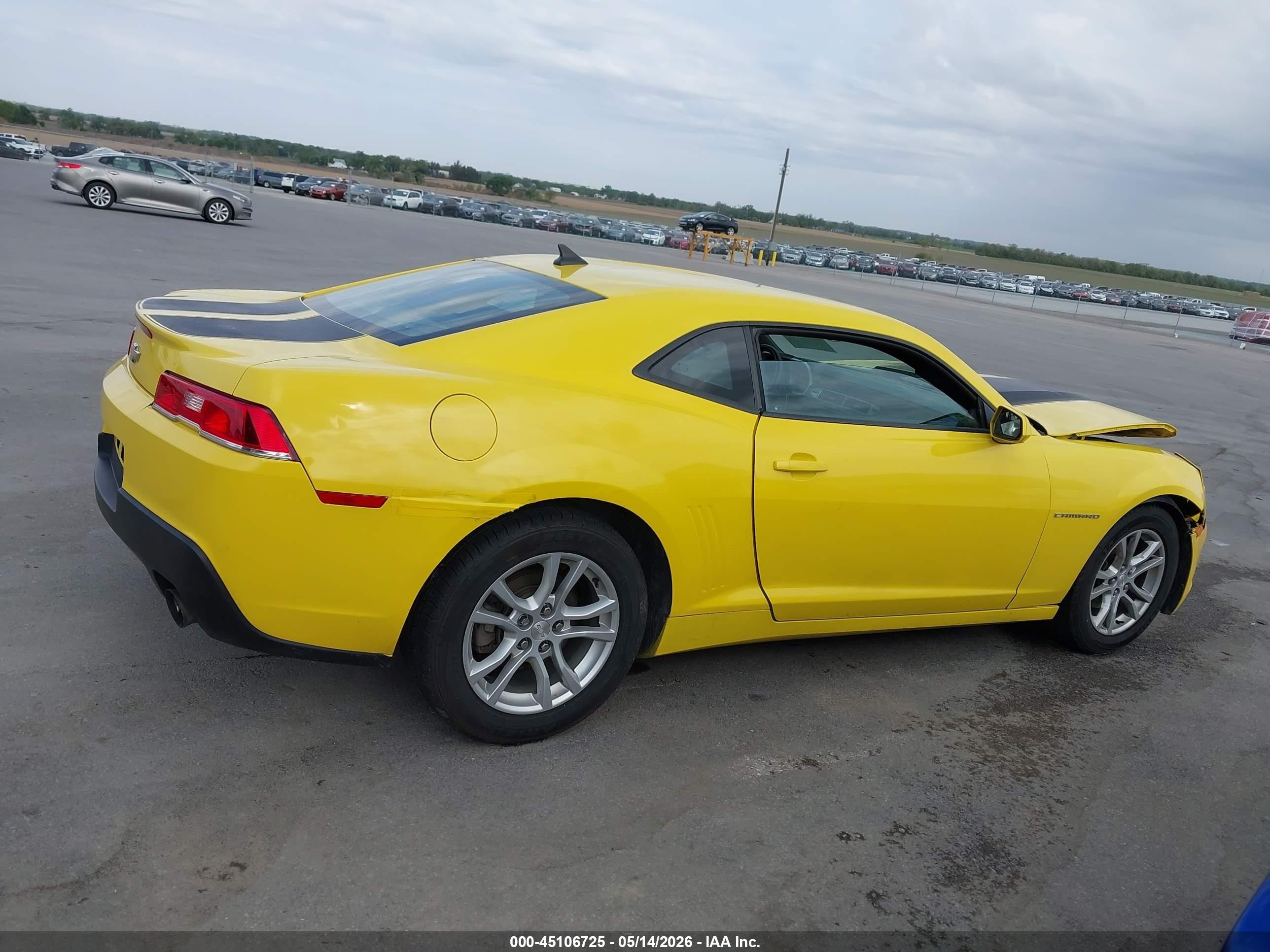 2015 Chevrolet Camaro 1ls Yellow vin: 2G1FA1E37F9114729