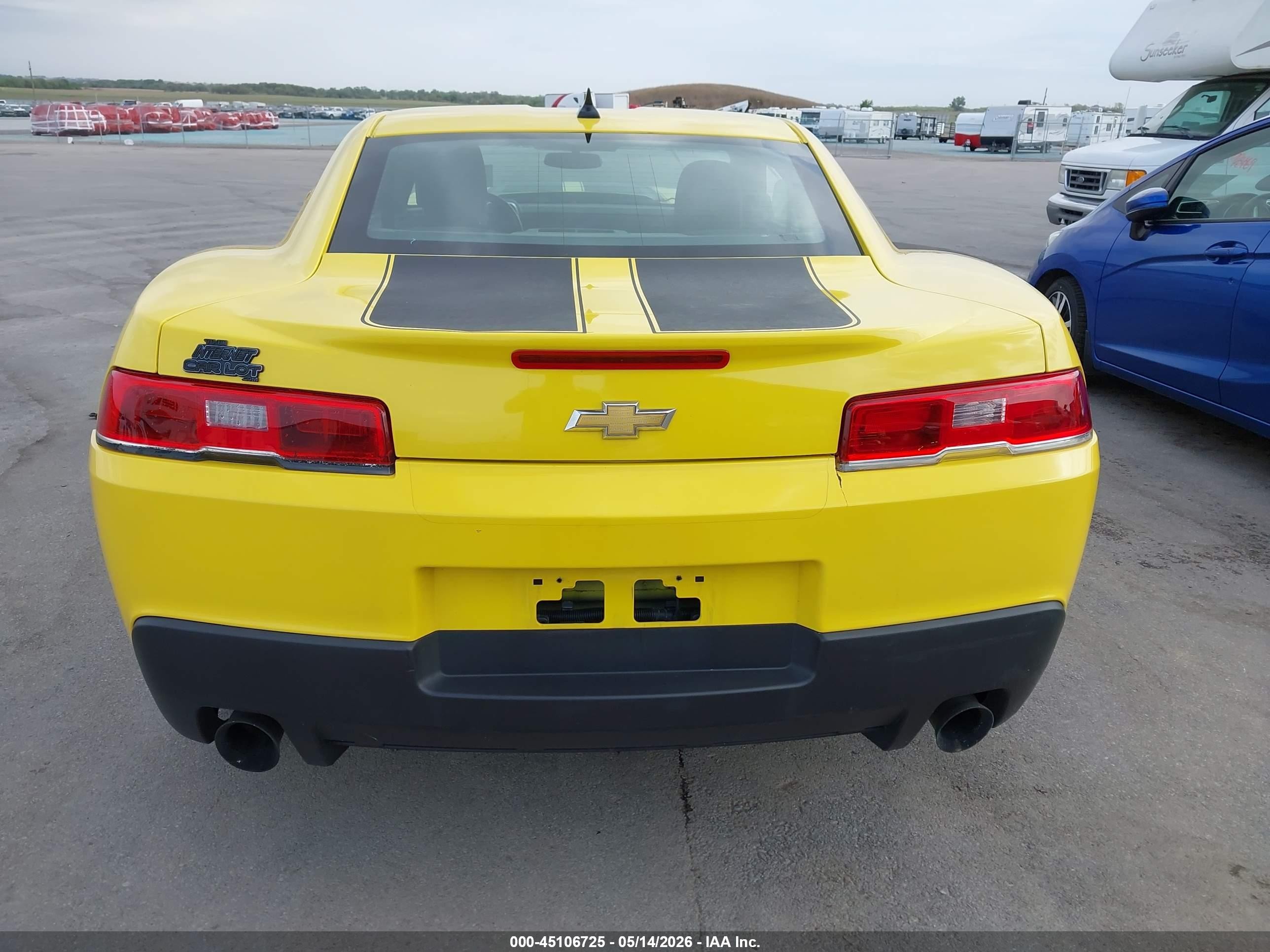 2015 Chevrolet Camaro 1ls Yellow vin: 2G1FA1E37F9114729