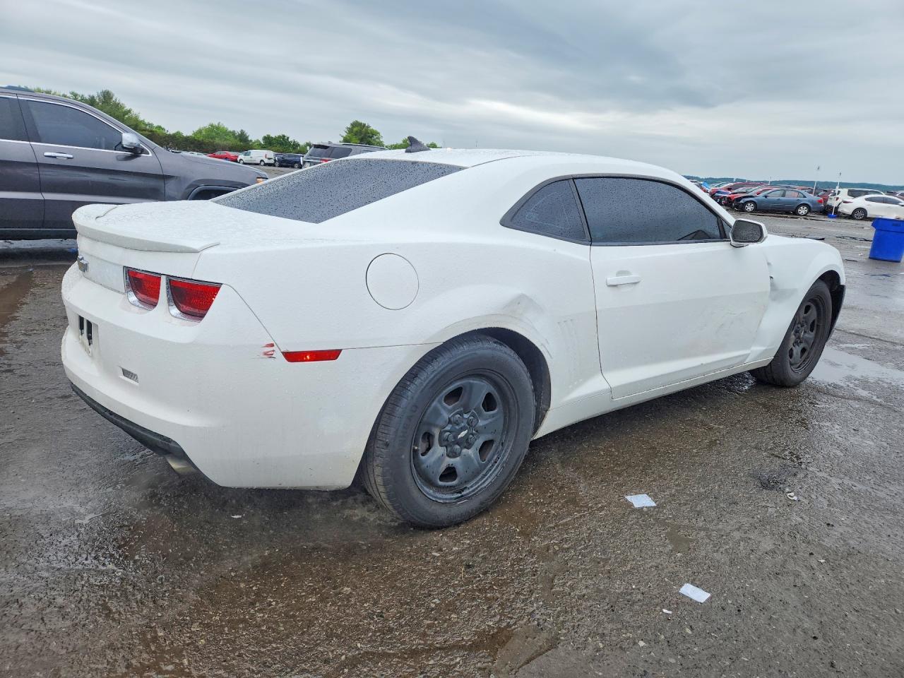2013 Chevrolet Camaro Ls White vin: 2G1FA1E38D9147946