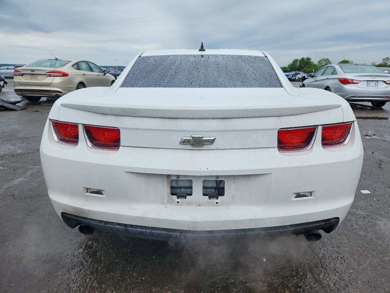 2013 Chevrolet Camaro Ls White vin: 2G1FA1E38D9147946