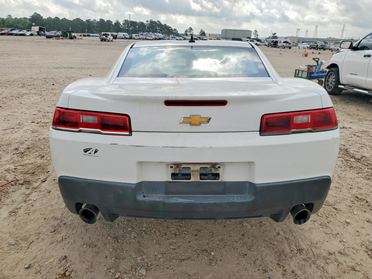 2014 Chevrolet Camaro Ls White vin: 2G1FA1E38E9317675