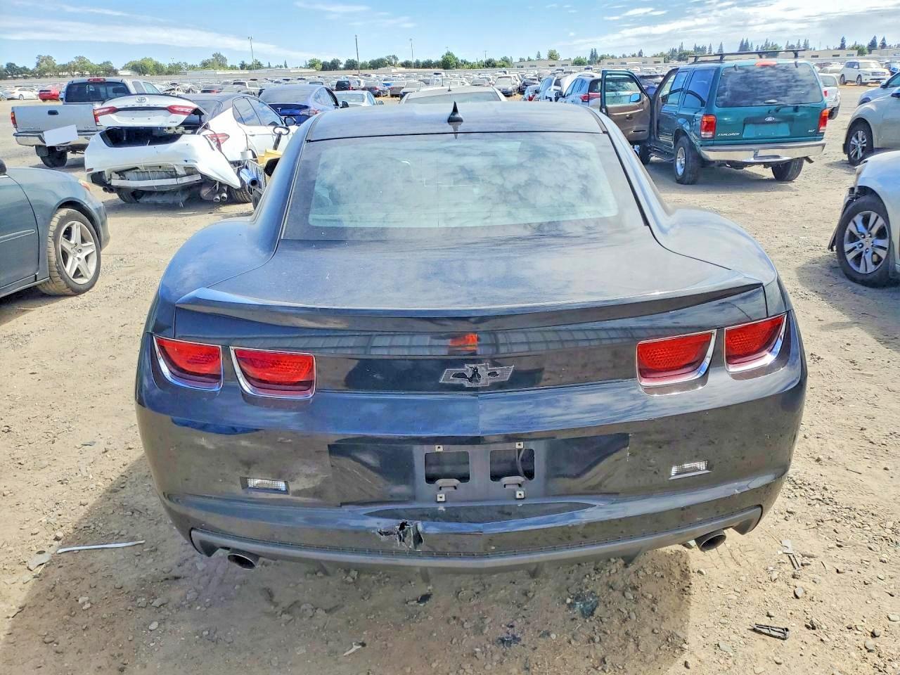 2013 Chevrolet Camaro Ls Black vin: 2G1FA1E39D9190269