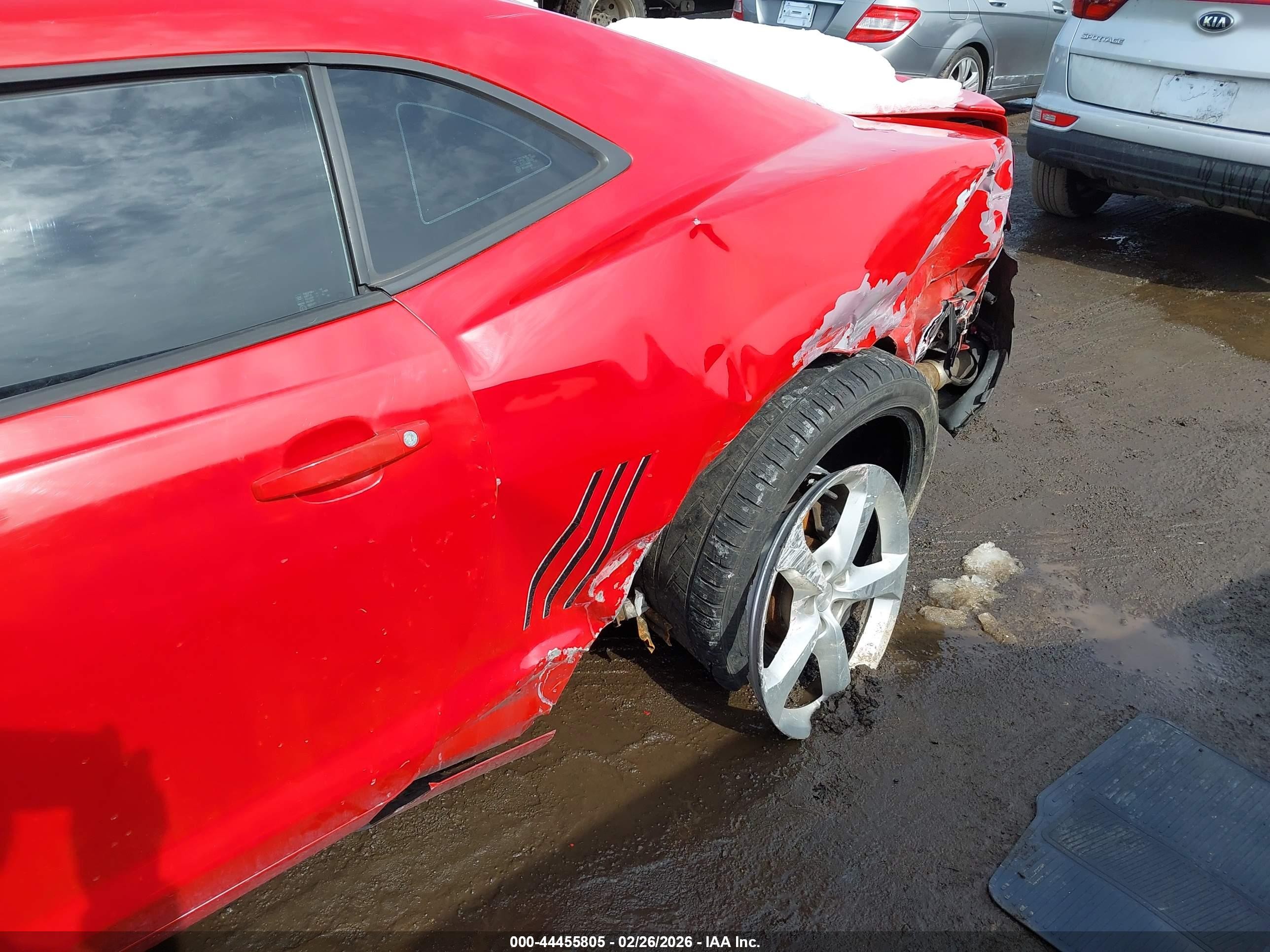 2011 Chevrolet Camaro 2ls Red vin: 2G1FA1ED1B9120979