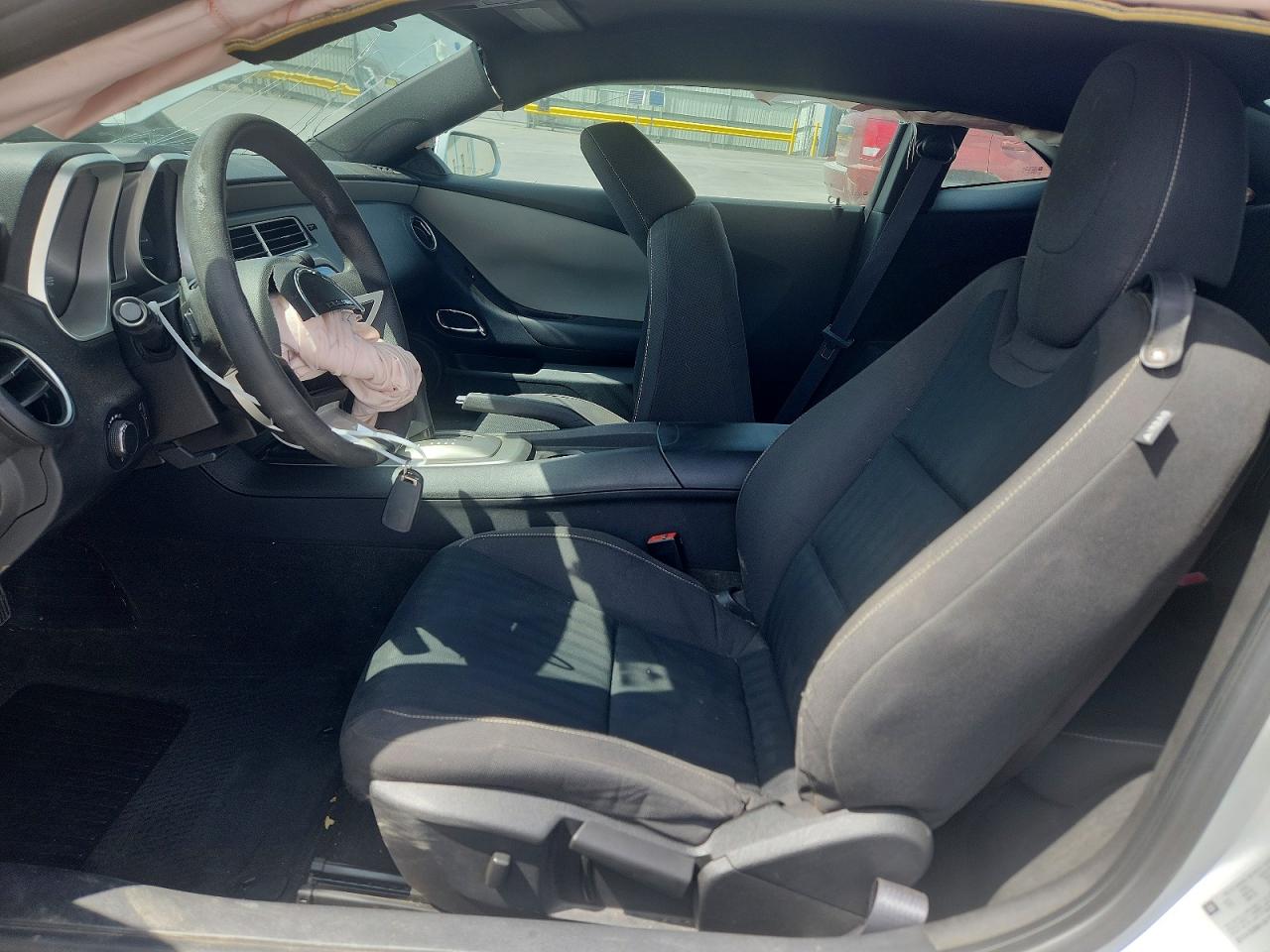2011 Chevrolet Camaro Ls Серебряный vin: 2G1FA1ED8B9136175