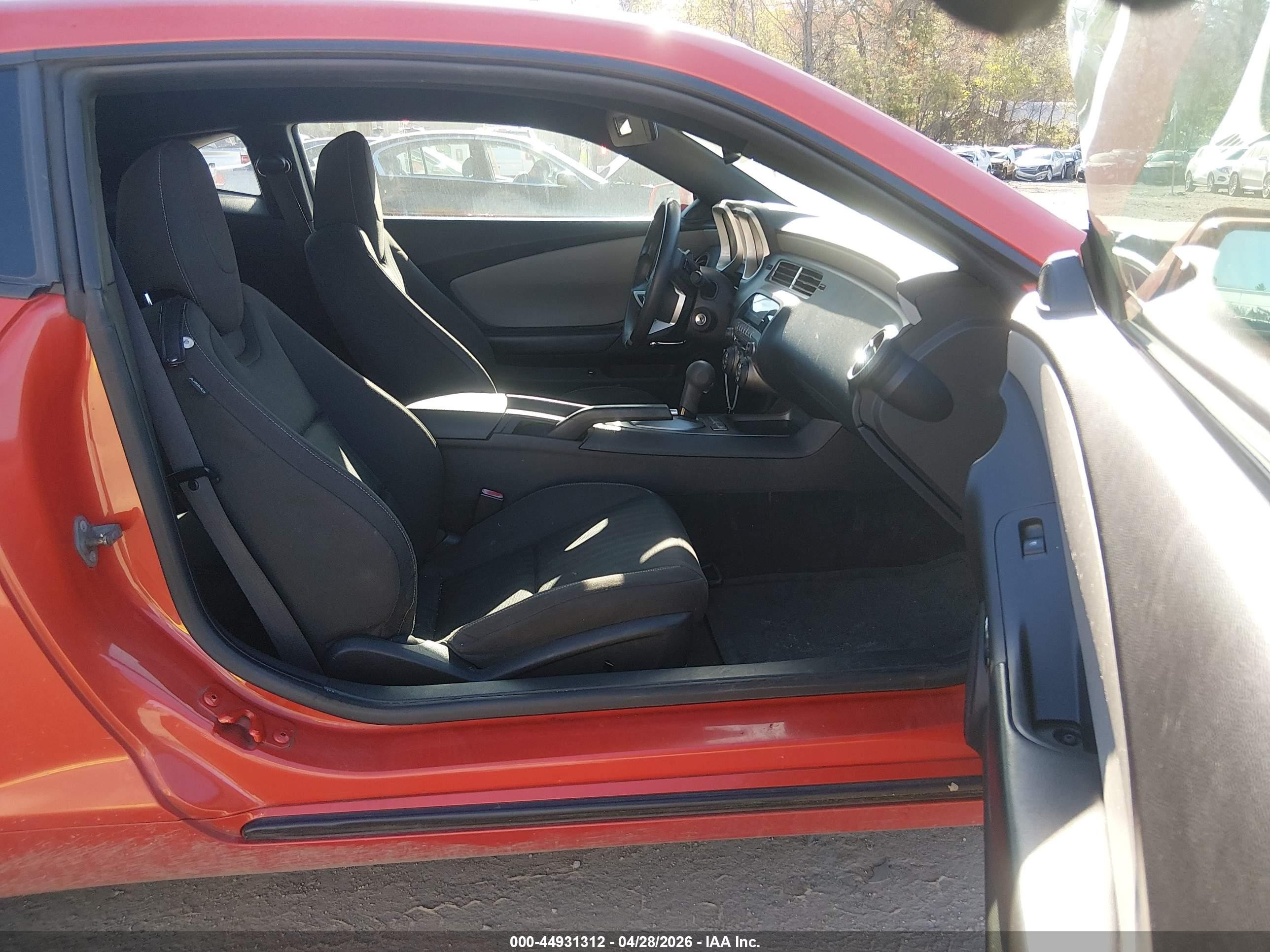 2010 Chevrolet Camaro 1ls Orange vin: 2G1FA1EV3A9167860