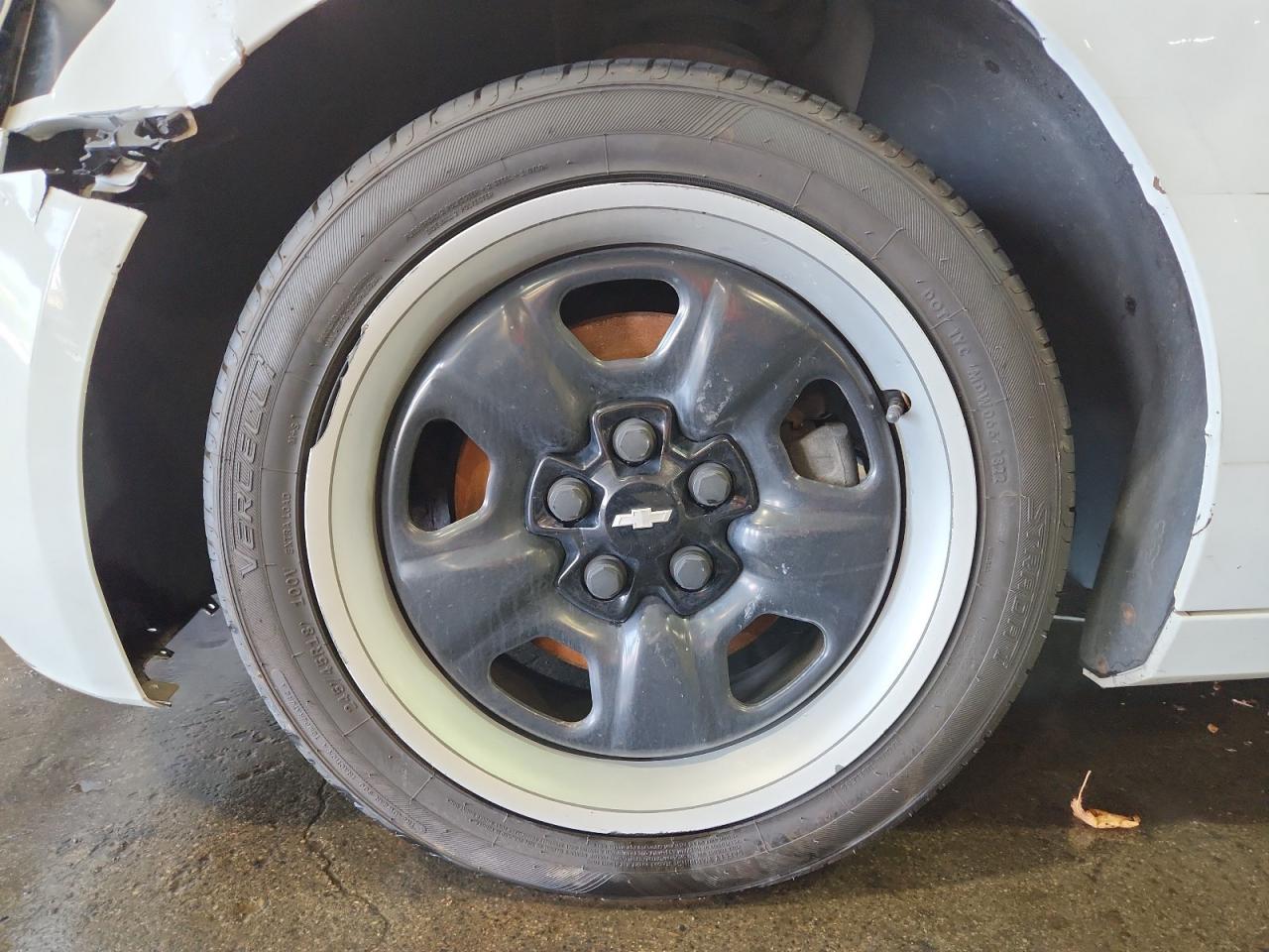 2010 Chevrolet Camaro Ls White vin: 2G1FA1EV7A9154142 Damage: Left Front Wheel Cover, Broken, Replacement Required