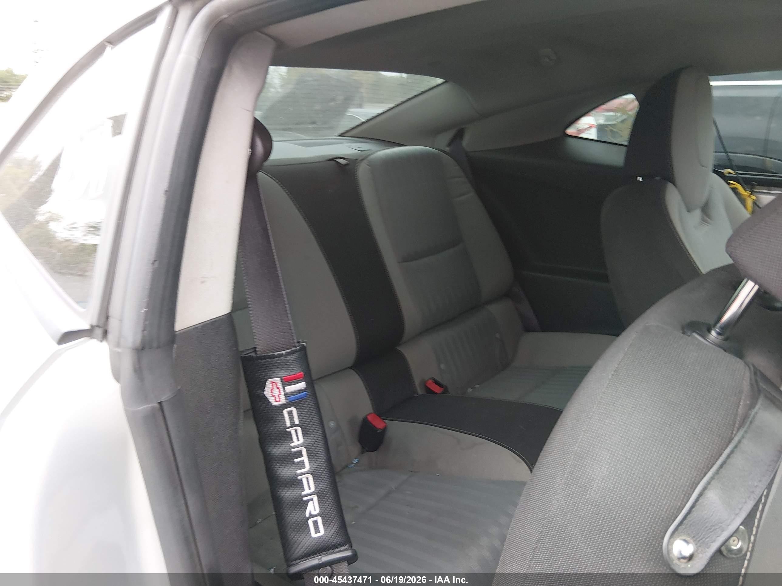 2015 Chevrolet Camaro 2ls Silver vin: 2G1FB1E30F9241691