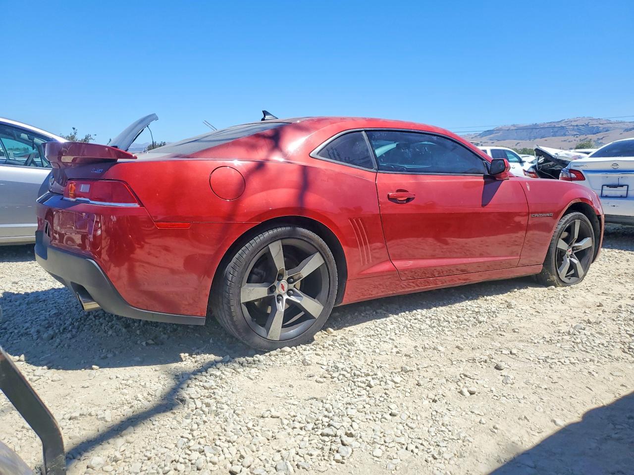 2015 Chevrolet Camaro Ls Красный vin: 2G1FB1E31F9245118