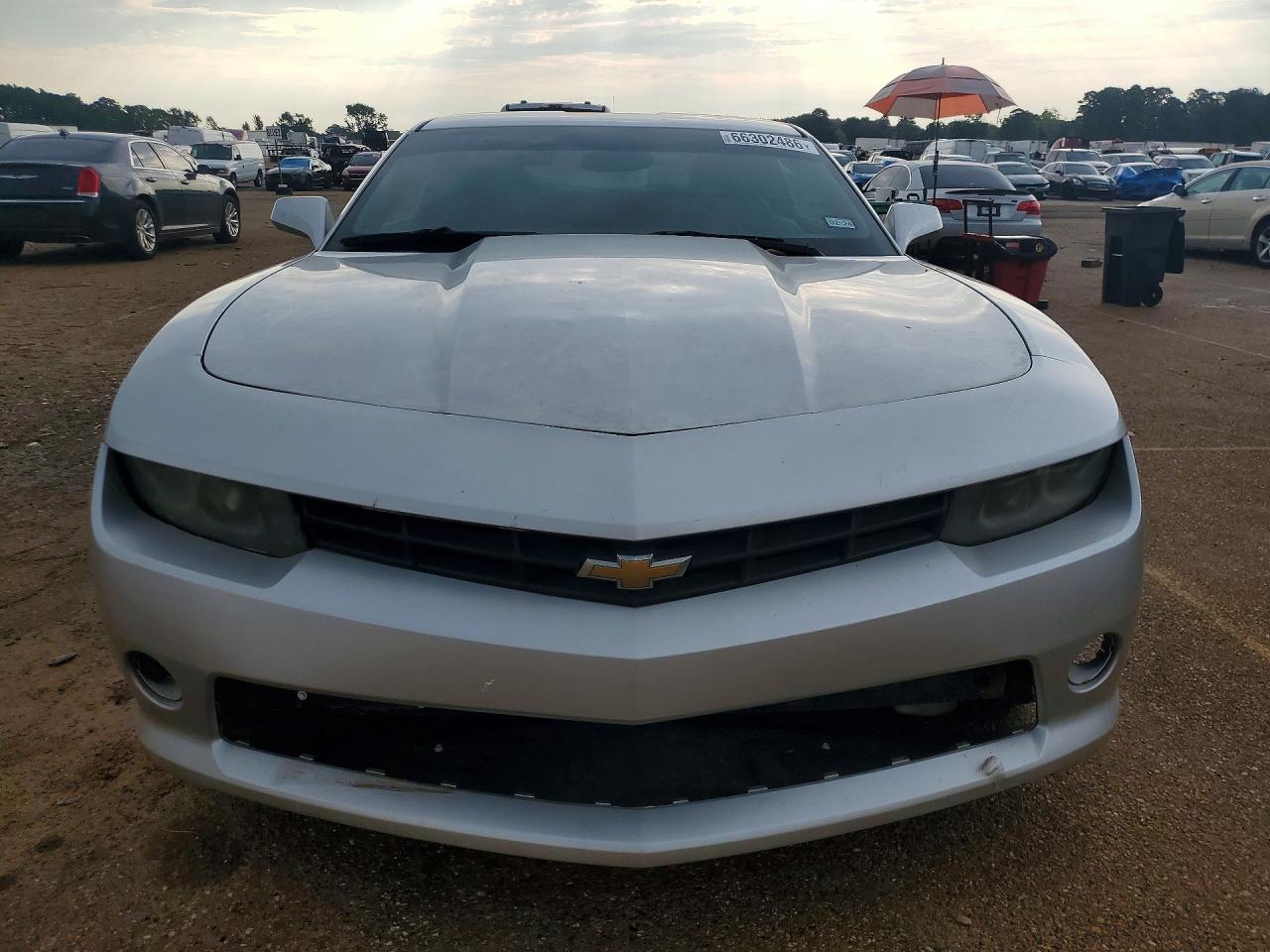 2015 Chevrolet Camaro Серебряный vin: 2G1FB1E31F9273159
