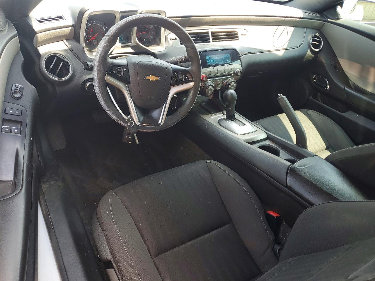 2015 Chevrolet Camaro Ls White vin: 2G1FB1E33F9307408