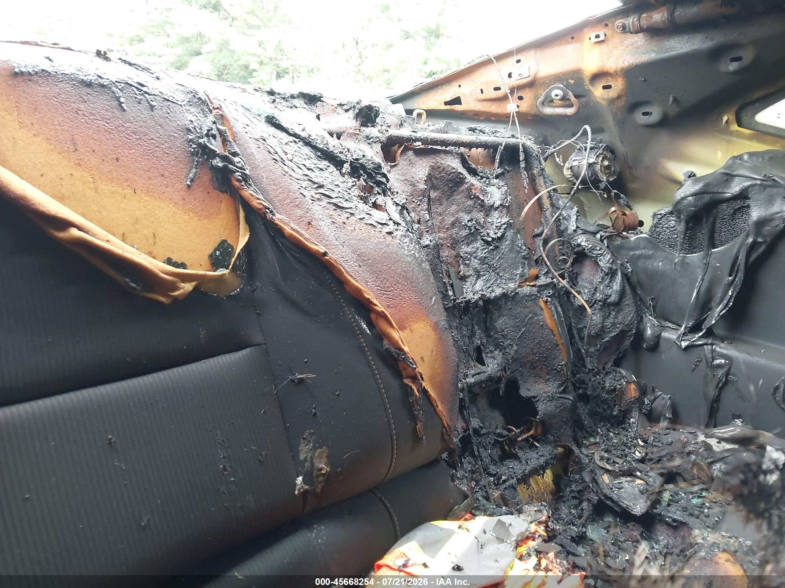 2014 Chevrolet Camaro 1lt Yellow vin: 2G1FB1E34E9151801