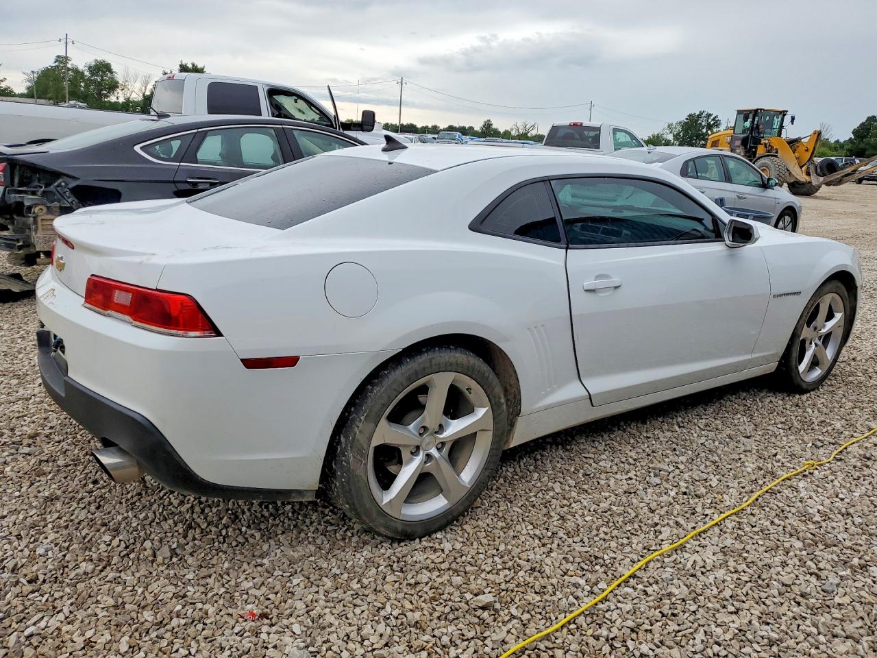 2015 Chevrolet Camaro Ls White vin: 2G1FB1E34F9126477