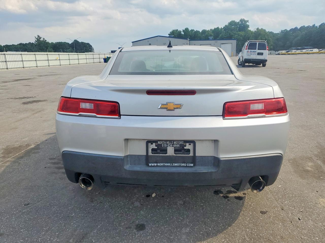 2015 Chevrolet Camaro Ls Silver vin: 2G1FB1E34F9221623