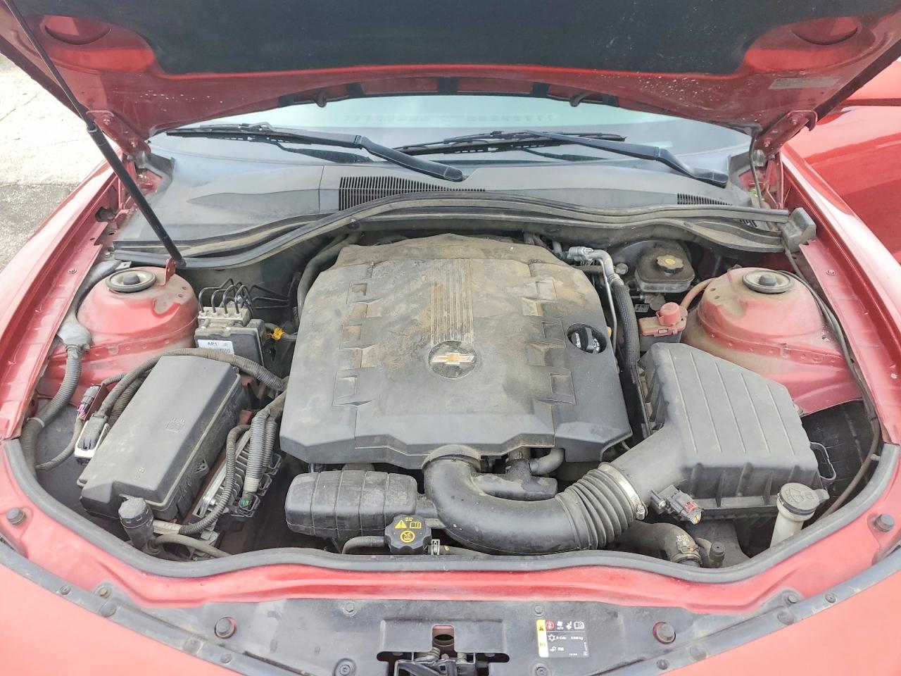2015 Chevrolet Camaro Ls Red vin: 2G1FB1E34F9259983