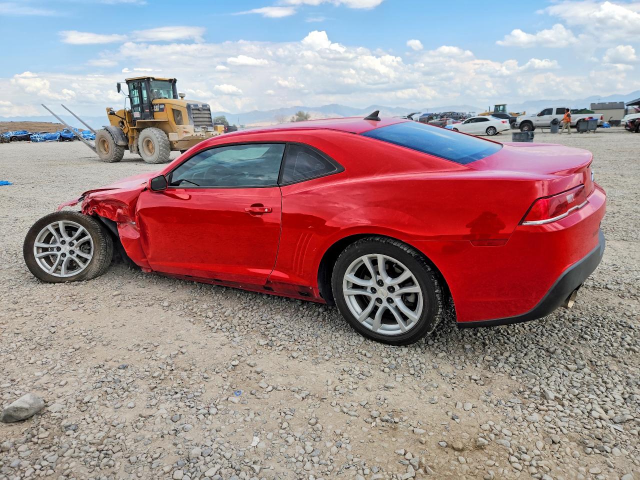 2015 Chevrolet Camaro Ls Red vin: 2G1FB1E35F9305630