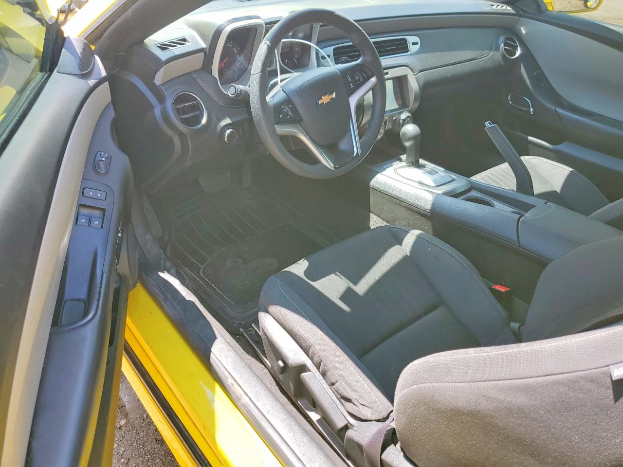 2015 Chevrolet Camaro Ls Yellow vin: 2G1FB1E35F9310875