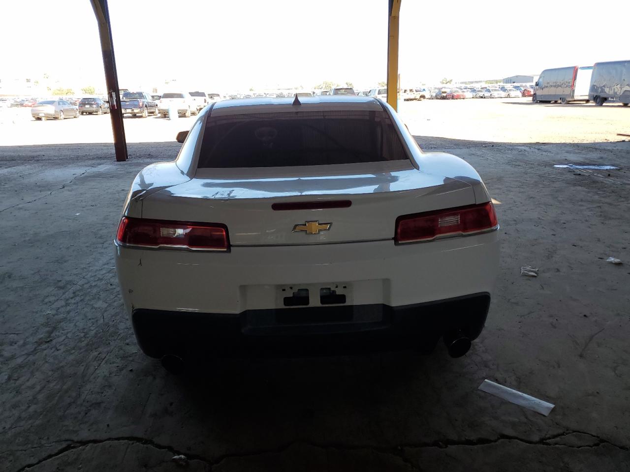 2015 Chevrolet Camaro Ls White vin: 2G1FB1E37F9238593