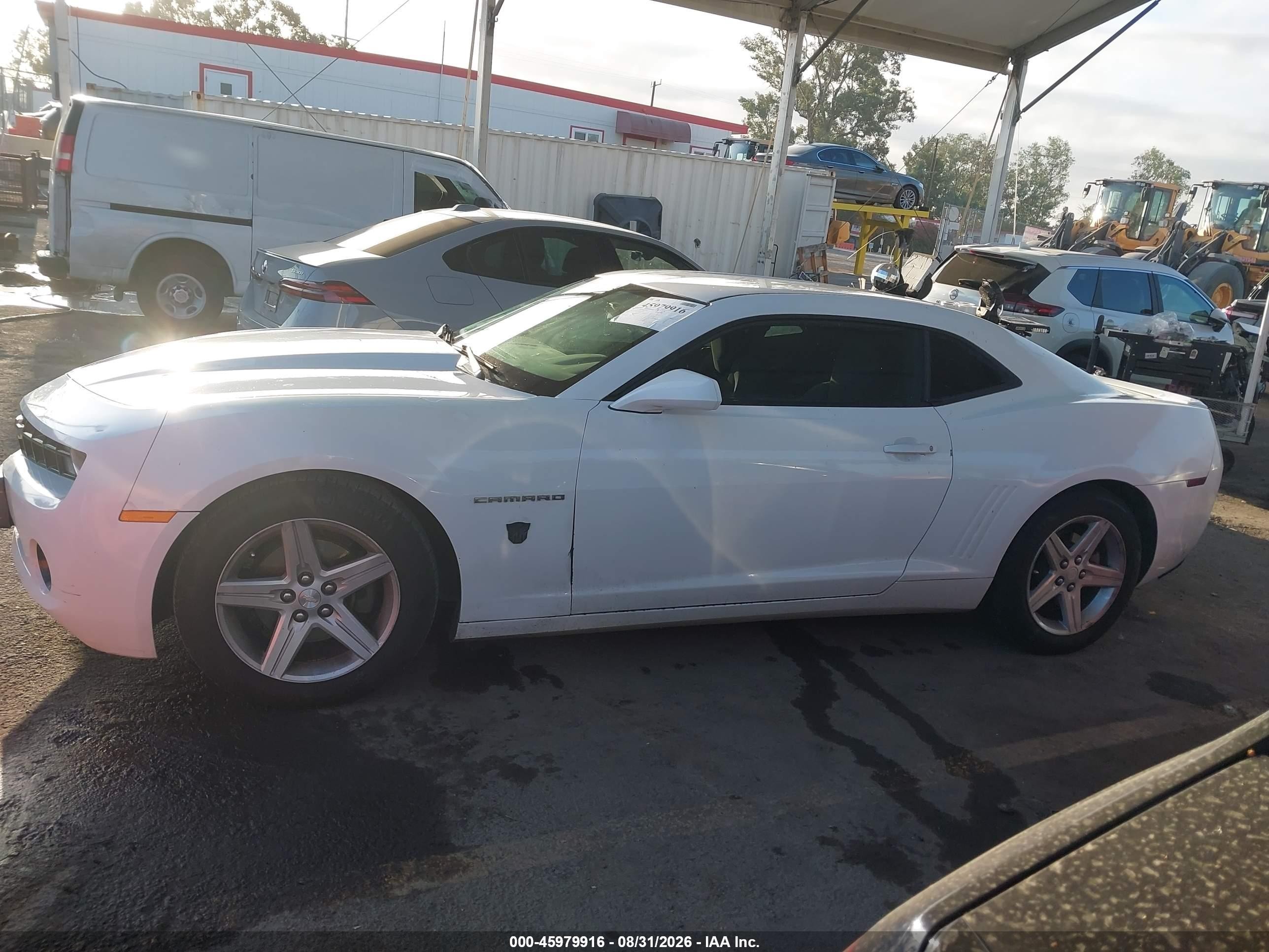 2012 Chevrolet Camaro 1lt White vin: 2G1FB1E38C9211818