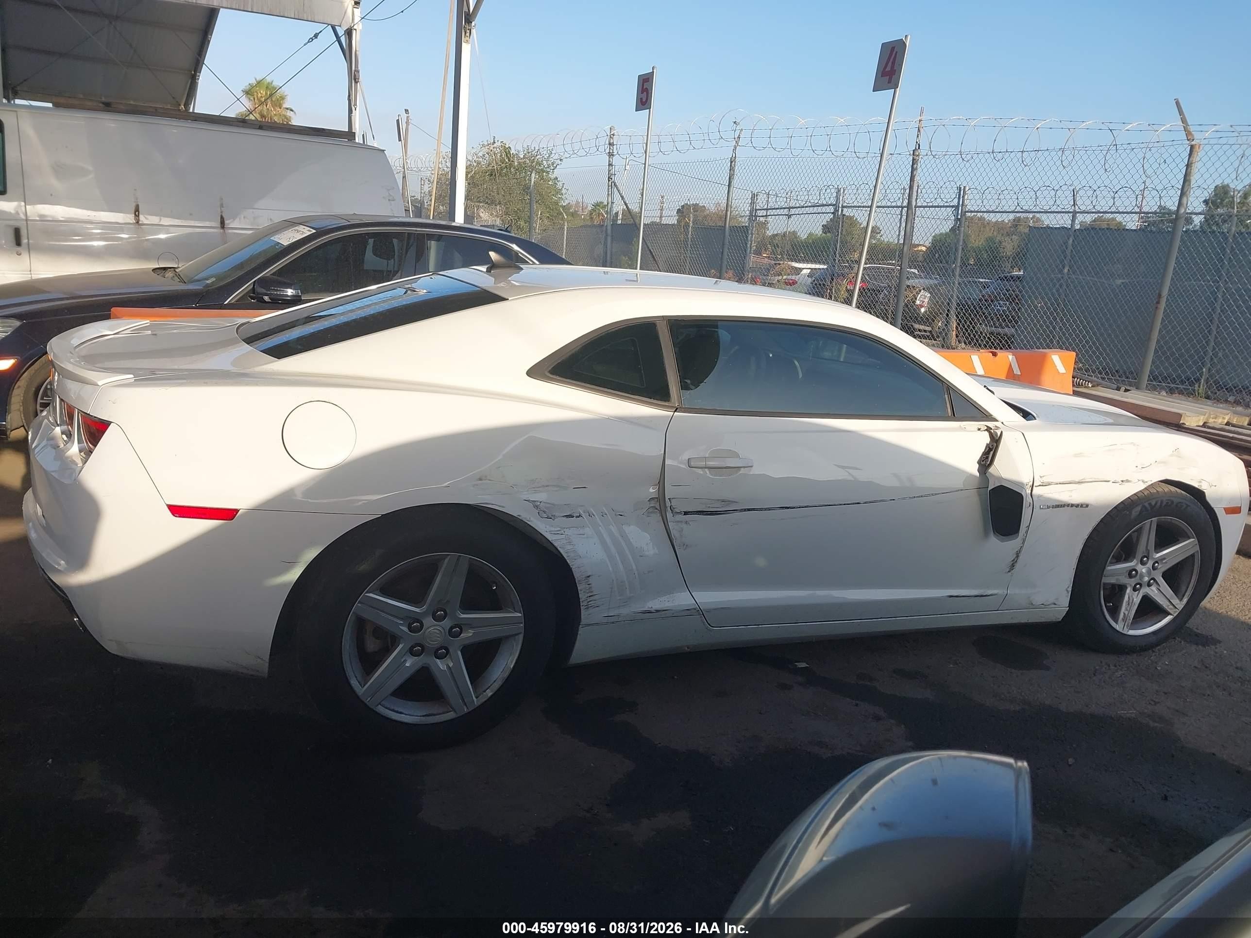 2012 Chevrolet Camaro 1lt White vin: 2G1FB1E38C9211818