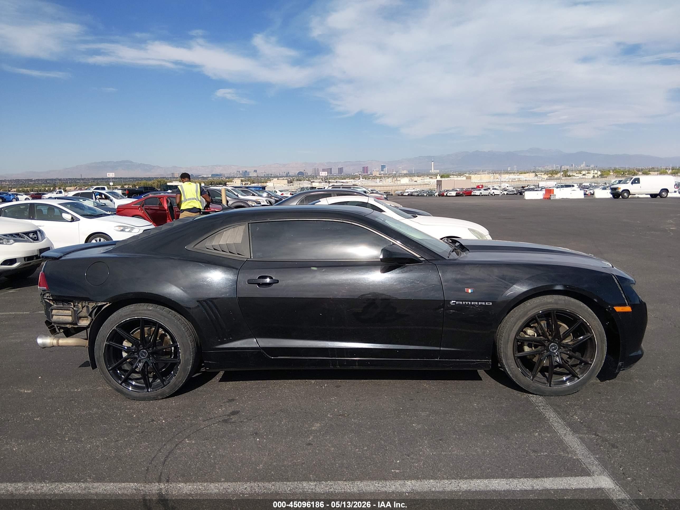 2014 Chevrolet Camaro 1lt Black vin: 2G1FB1E38E9315597