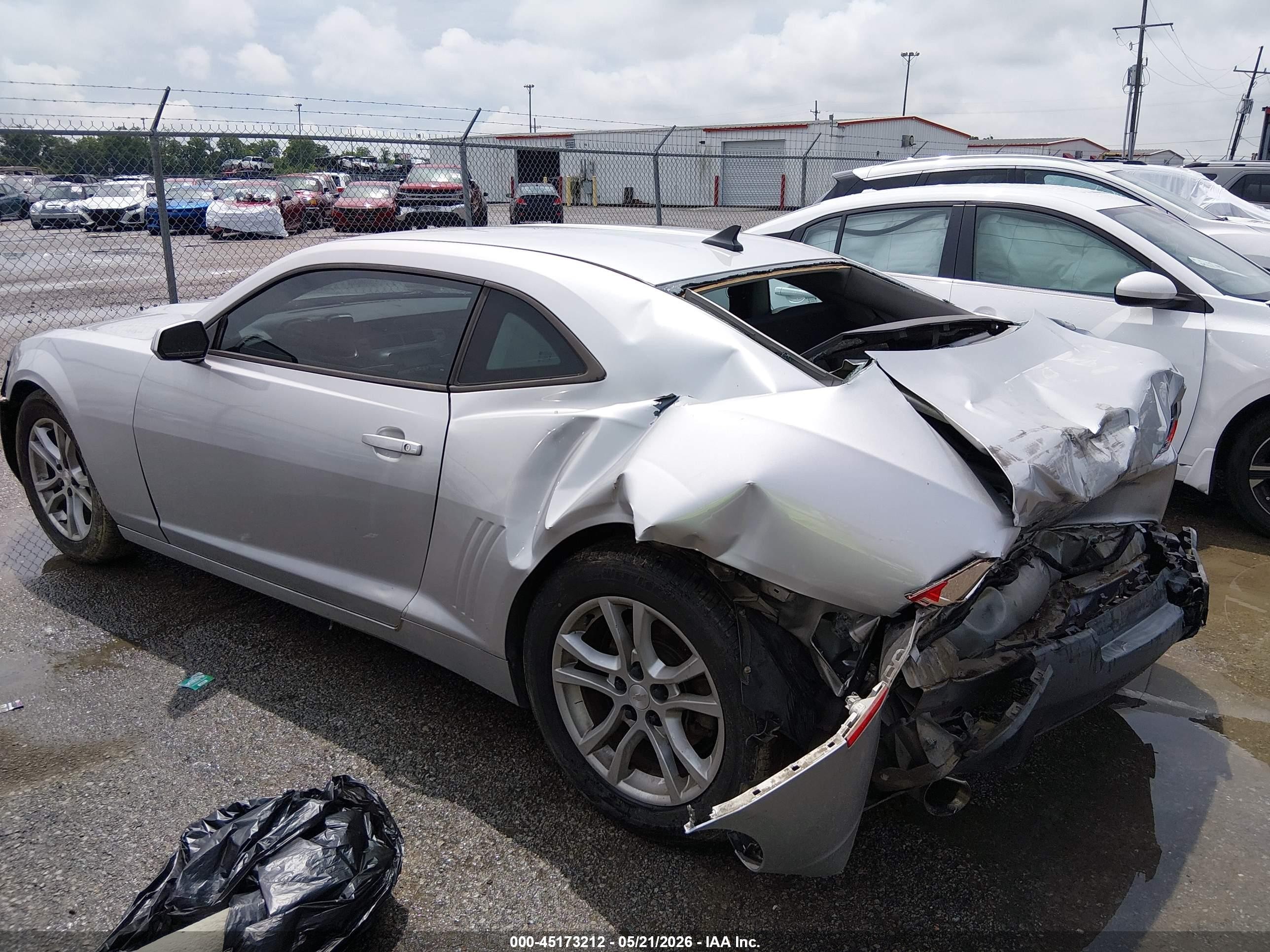 2015 Chevrolet Camaro 2ls Silver vin: 2G1FB1E38F9240482