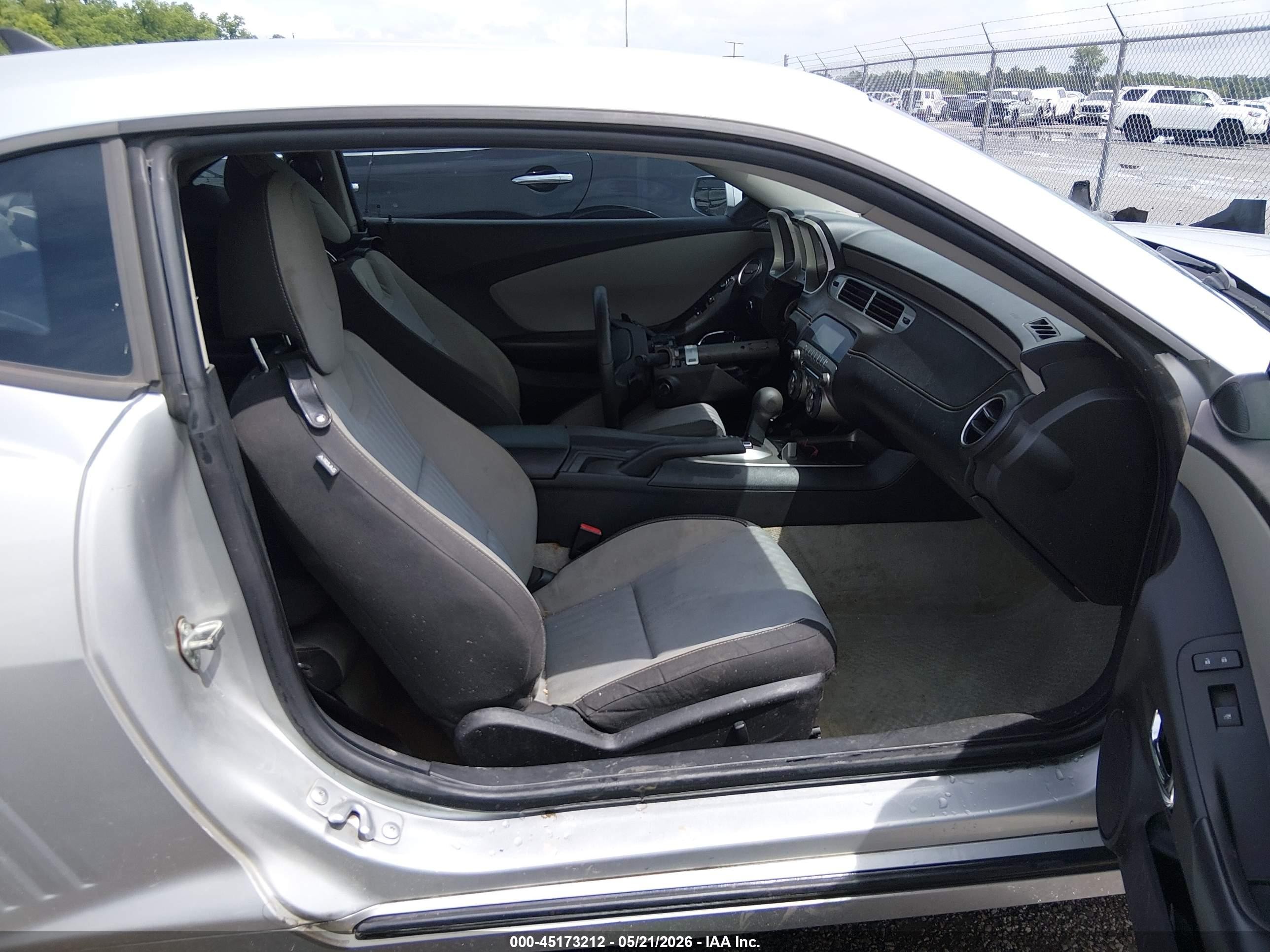 2015 Chevrolet Camaro 2ls Silver vin: 2G1FB1E38F9240482
