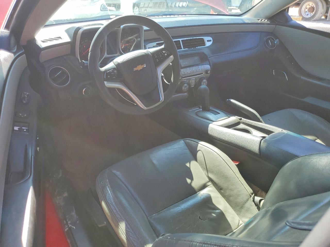 2015 Chevrolet Camaro Ls Red vin: 2G1FB1E38F9301250